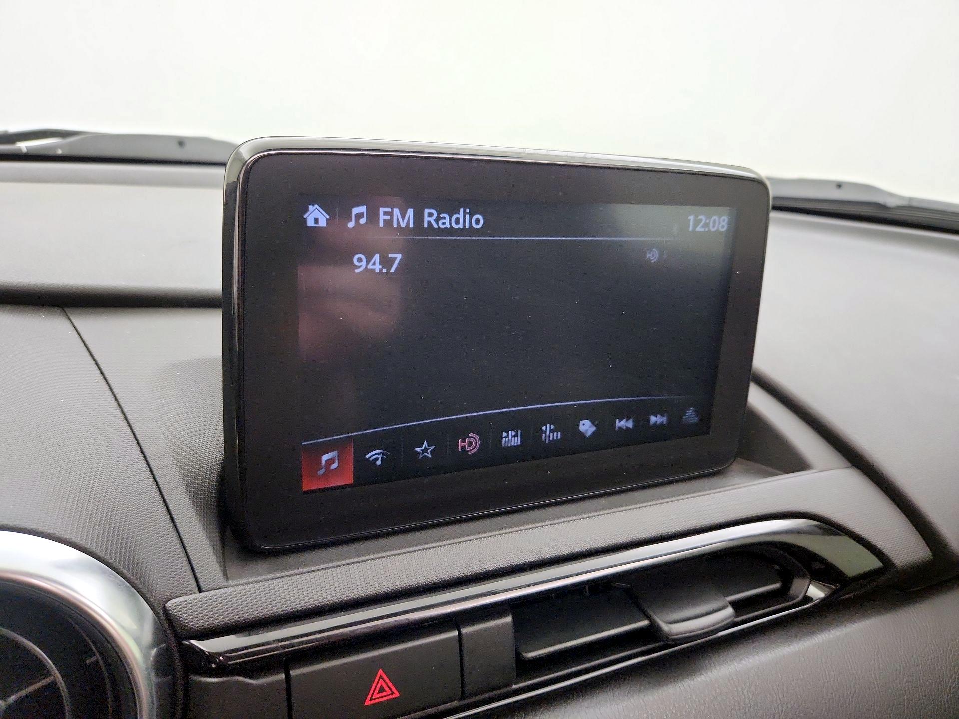 Thumbnail: 2022 Mazda MX-5 Miata - 16