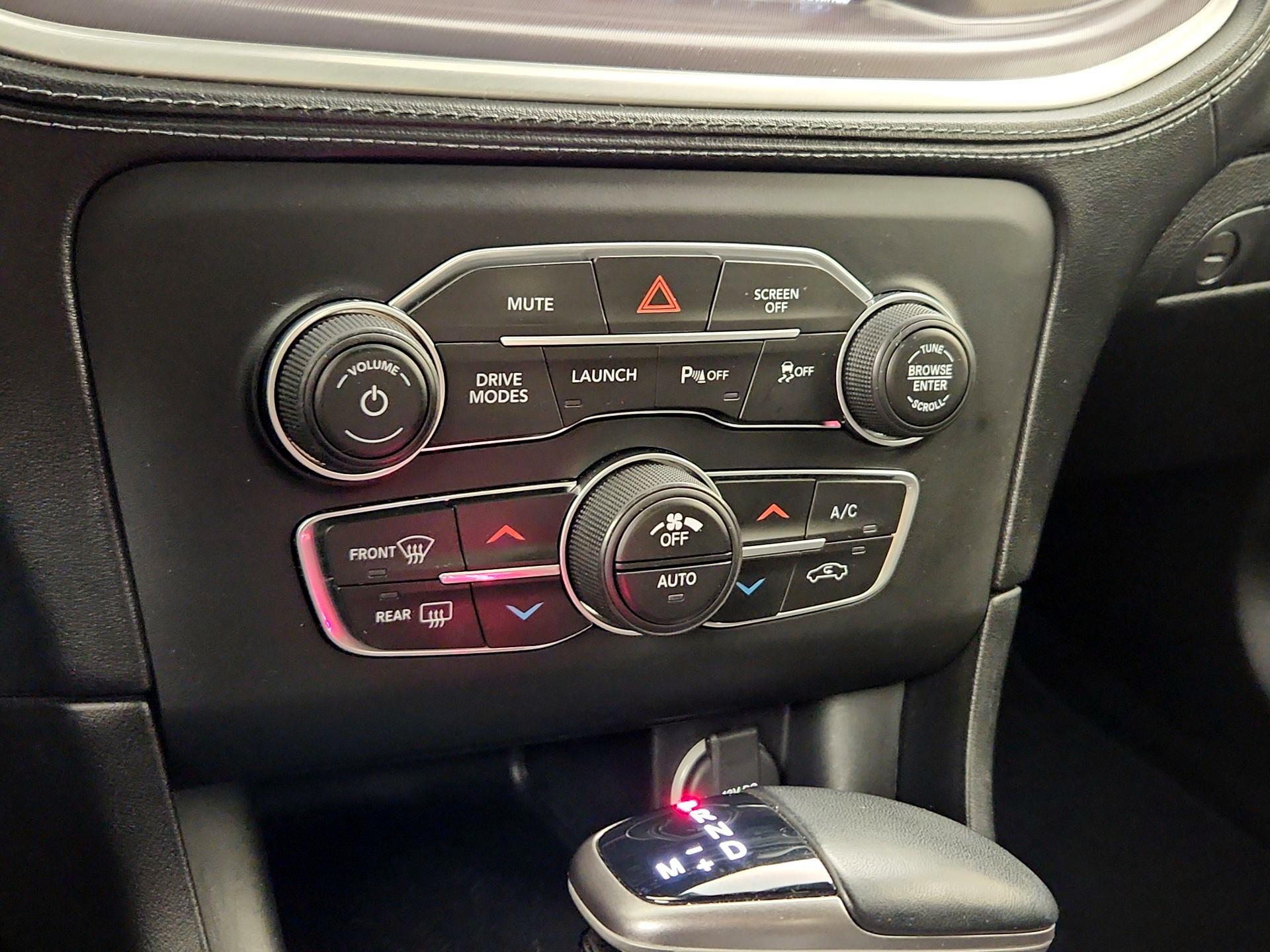 Thumbnail: 2020 Dodge Charger - 16