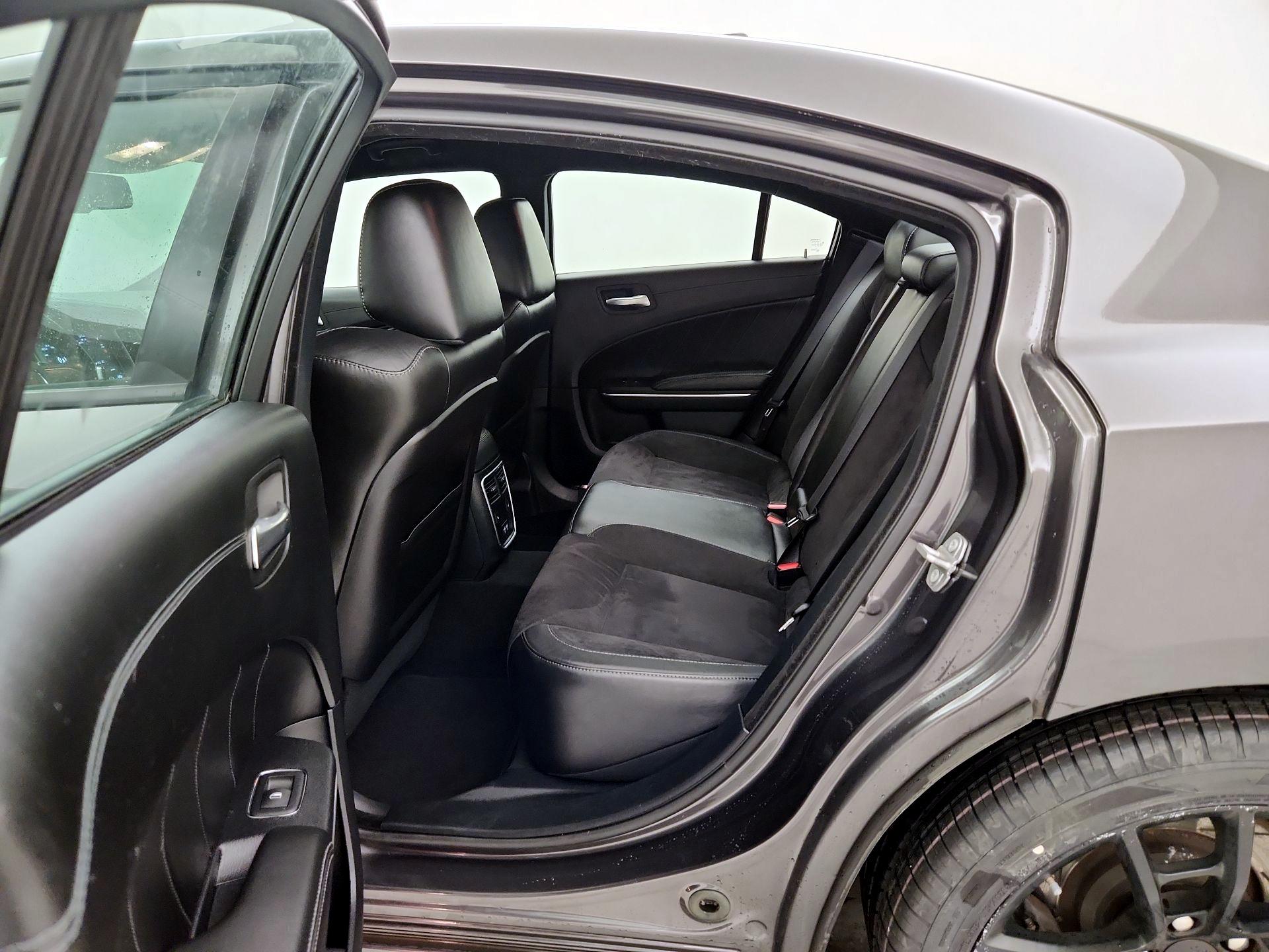 Thumbnail: 2020 Dodge Charger - 19