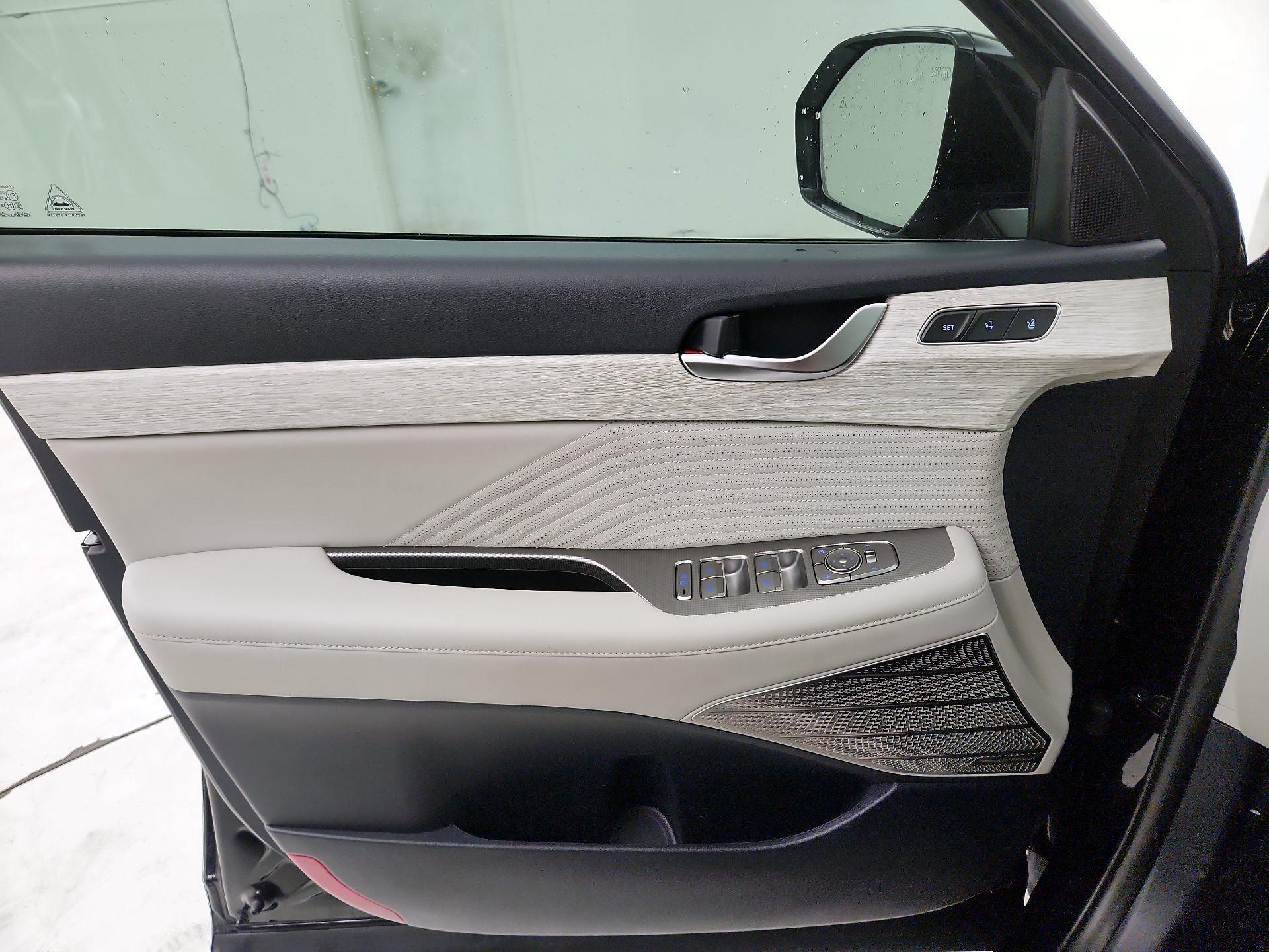 Thumbnail: 2023 Hyundai Palisade - 12