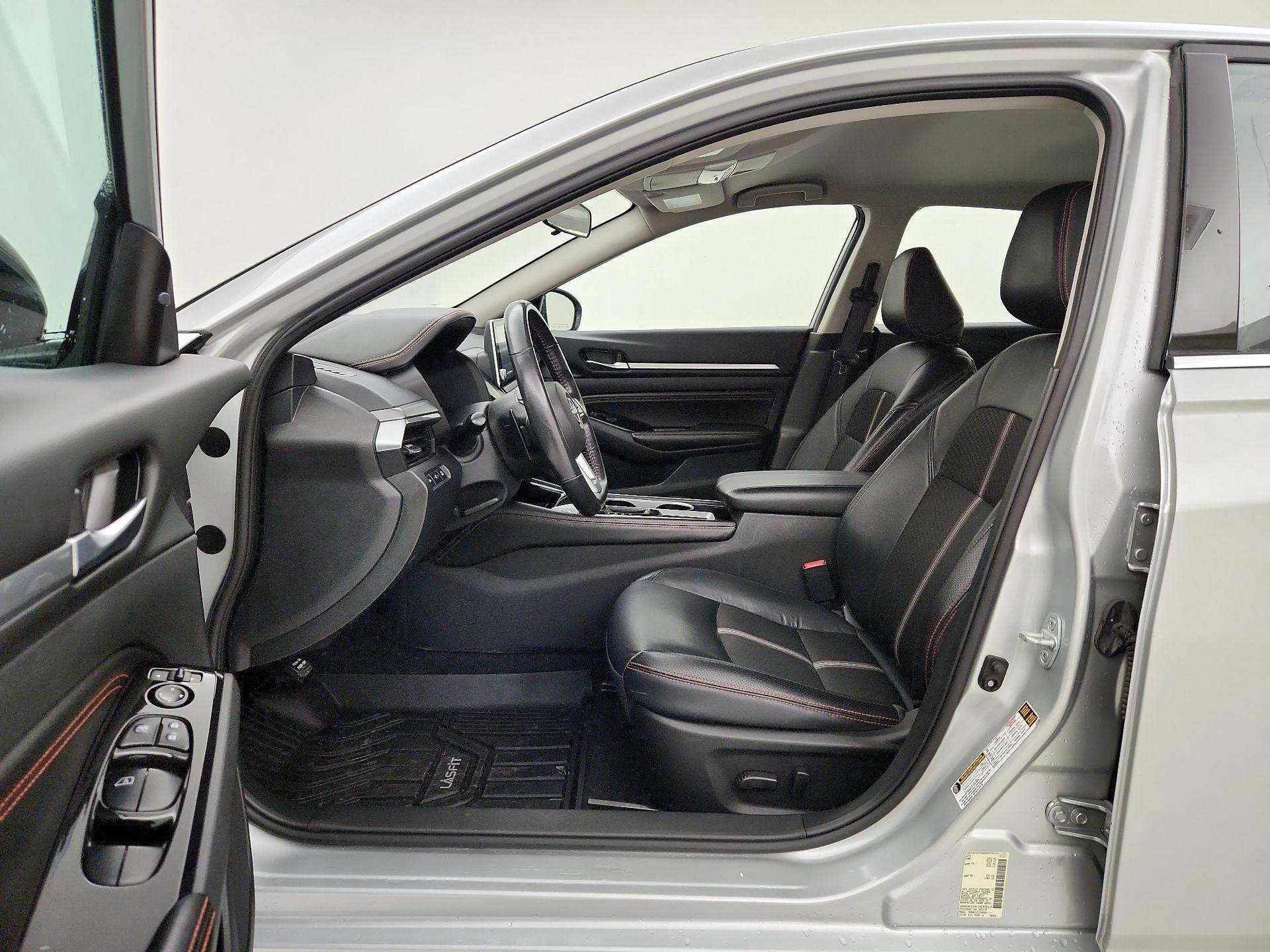 Thumbnail: 2023 Nissan Altima - 11