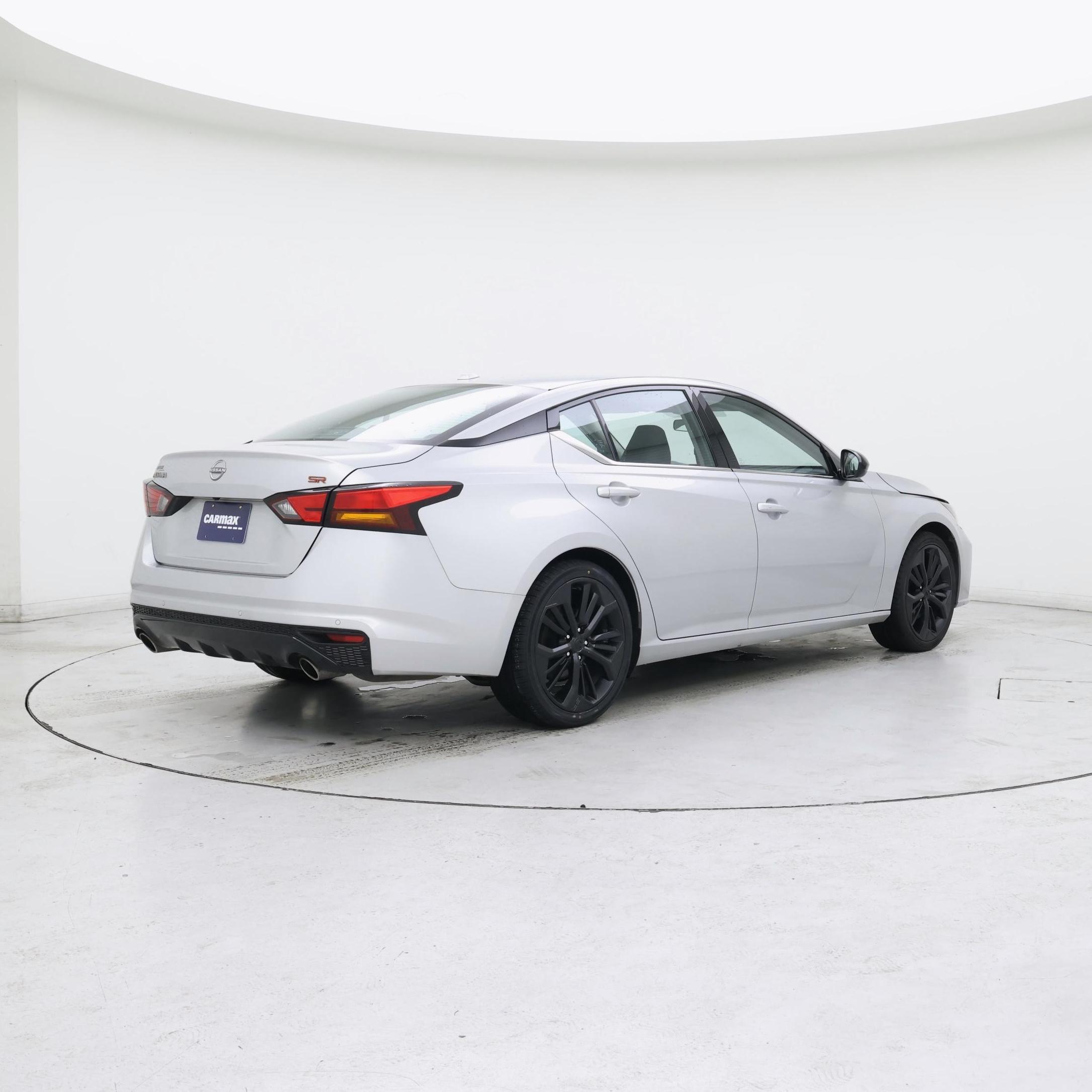 Thumbnail: 2023 Nissan Altima - 8