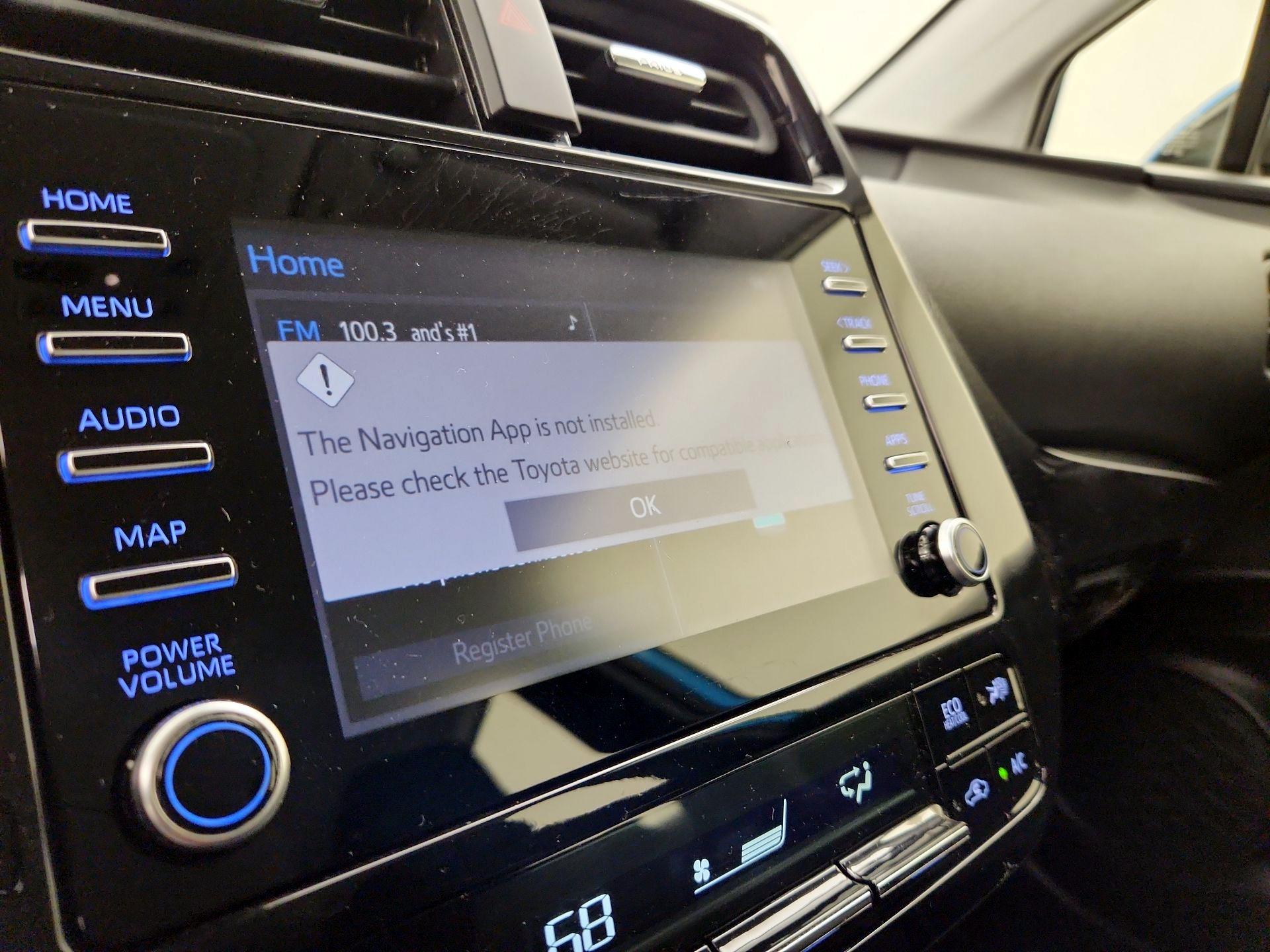 Thumbnail: 2020 Toyota Prius - 14