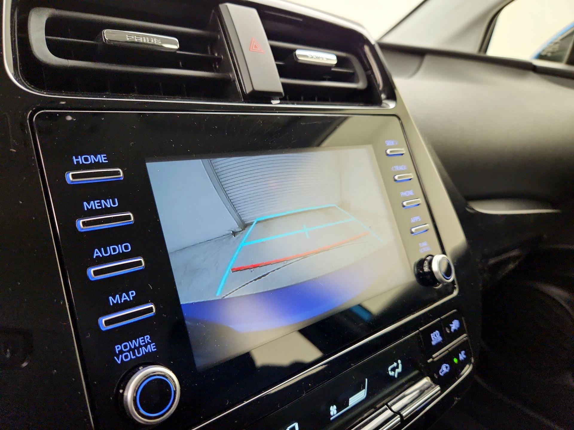 Thumbnail: 2020 Toyota Prius - 15