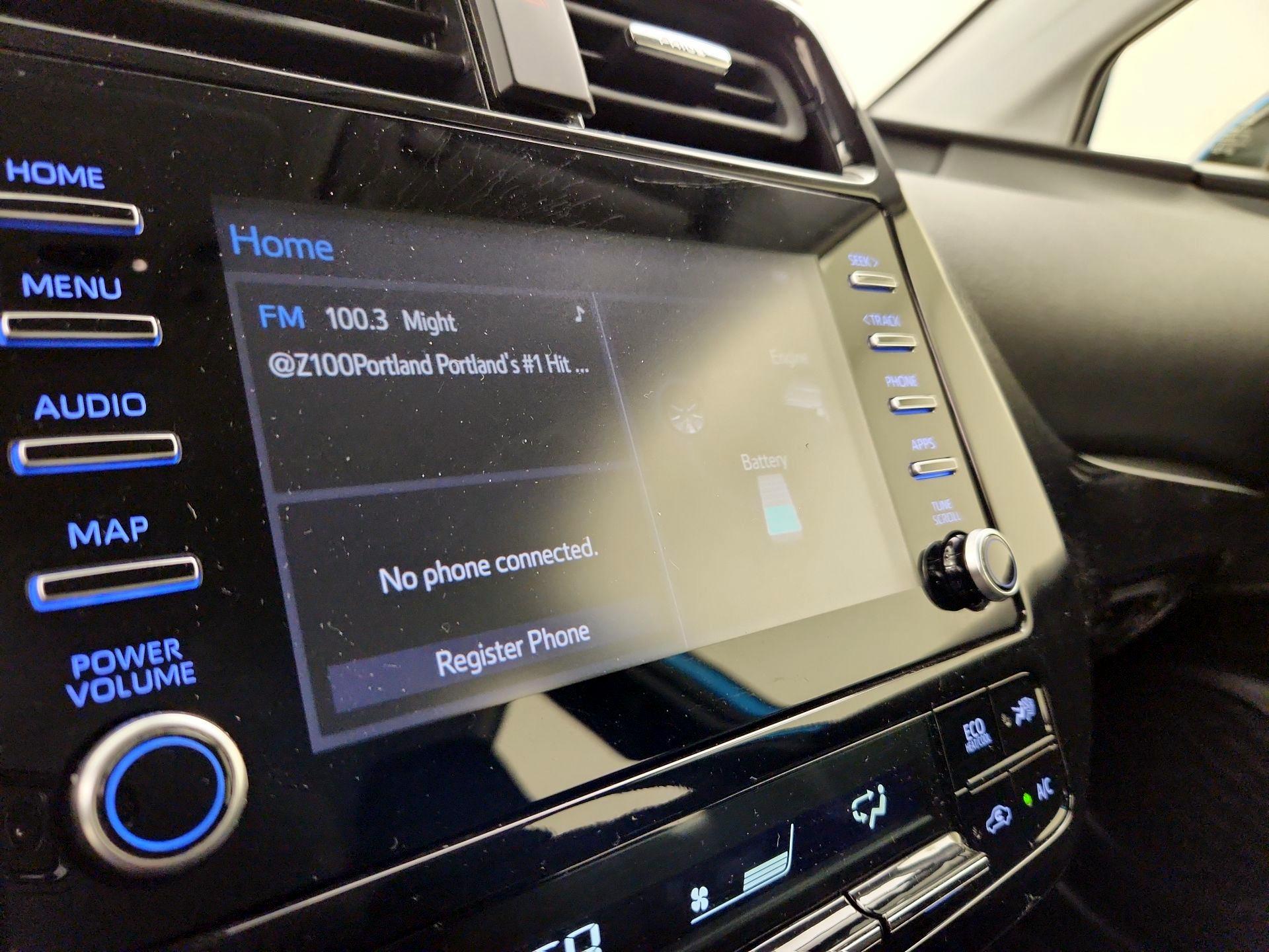 Thumbnail: 2020 Toyota Prius - 16