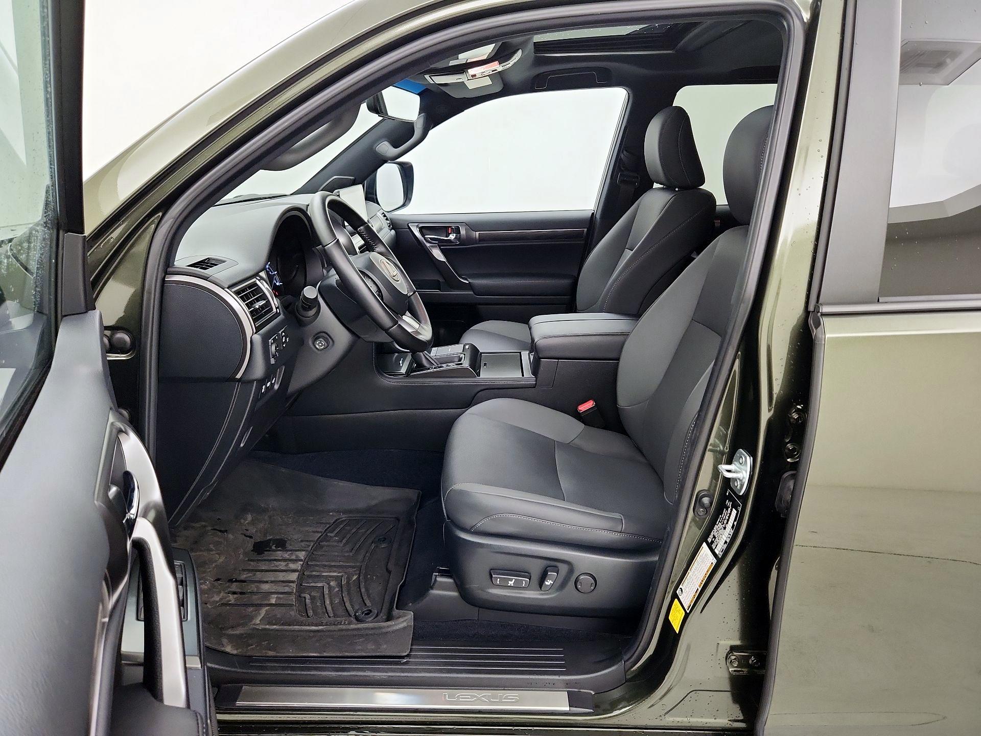 Thumbnail: 2022 Lexus GX - 11