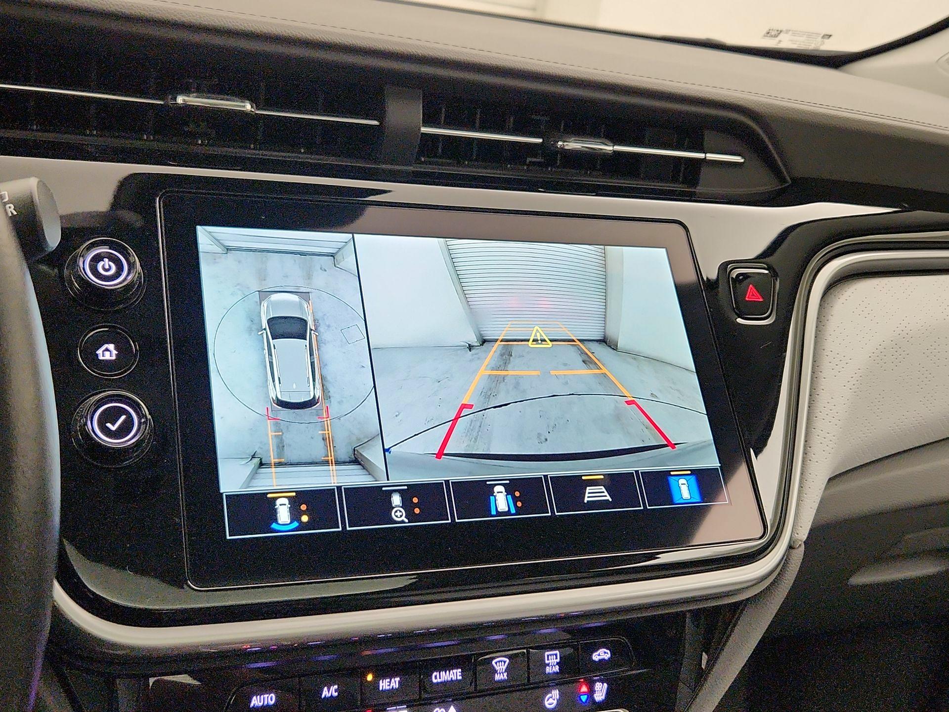 Thumbnail: 2023 Chevrolet Bolt EUV - 15