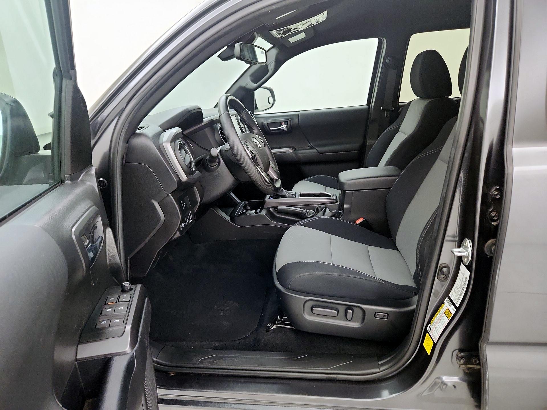 Thumbnail: 2023 Toyota Tacoma - 11