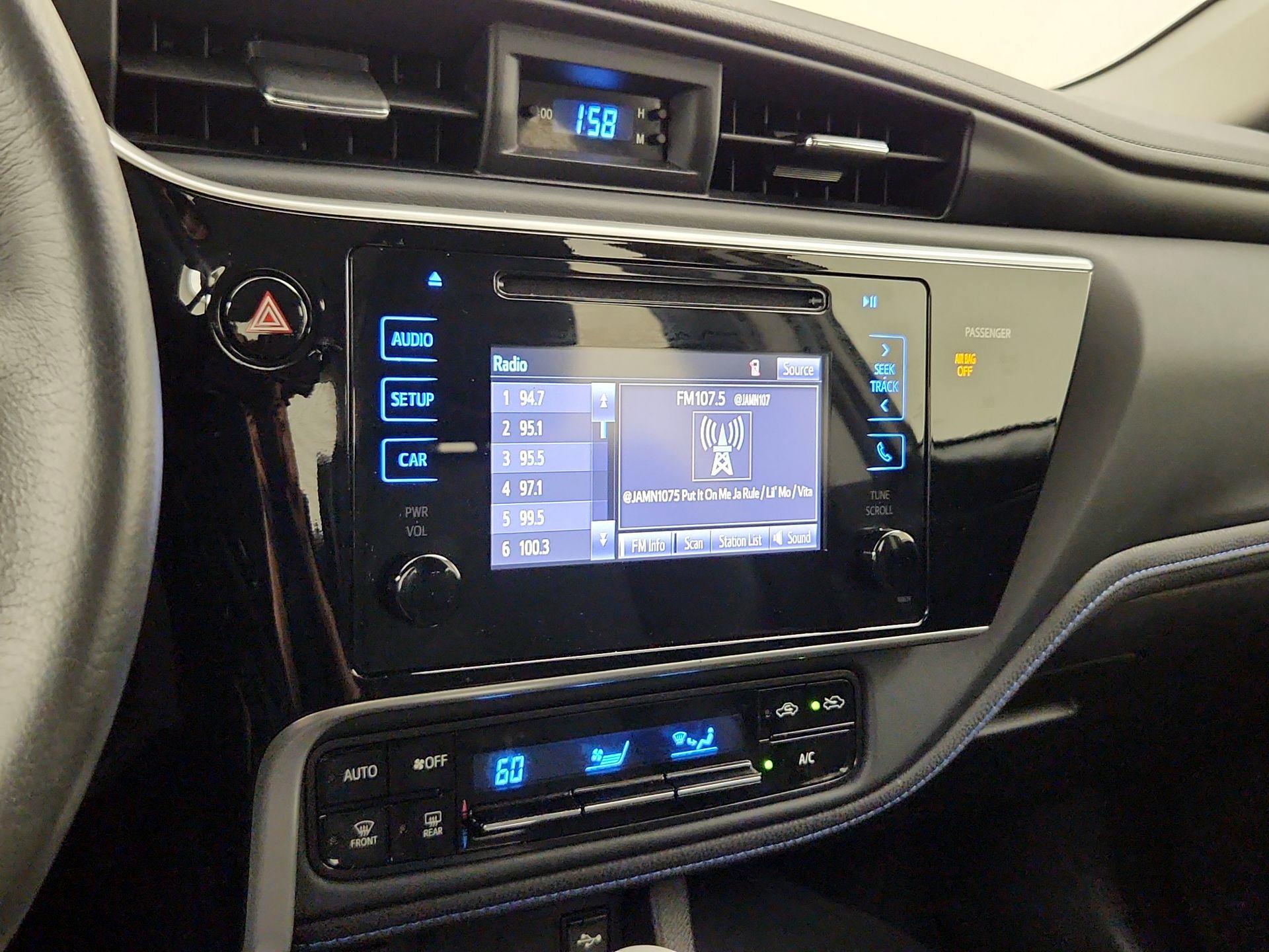 Thumbnail: 2017 Toyota Corolla - 15