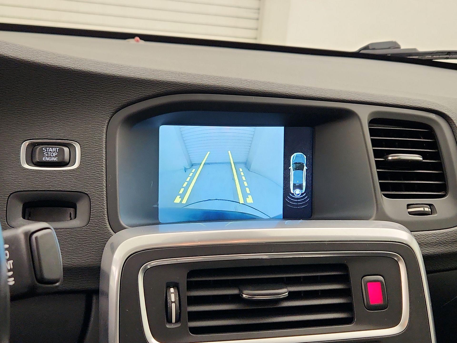Thumbnail: 2017 Volvo S60 - 14