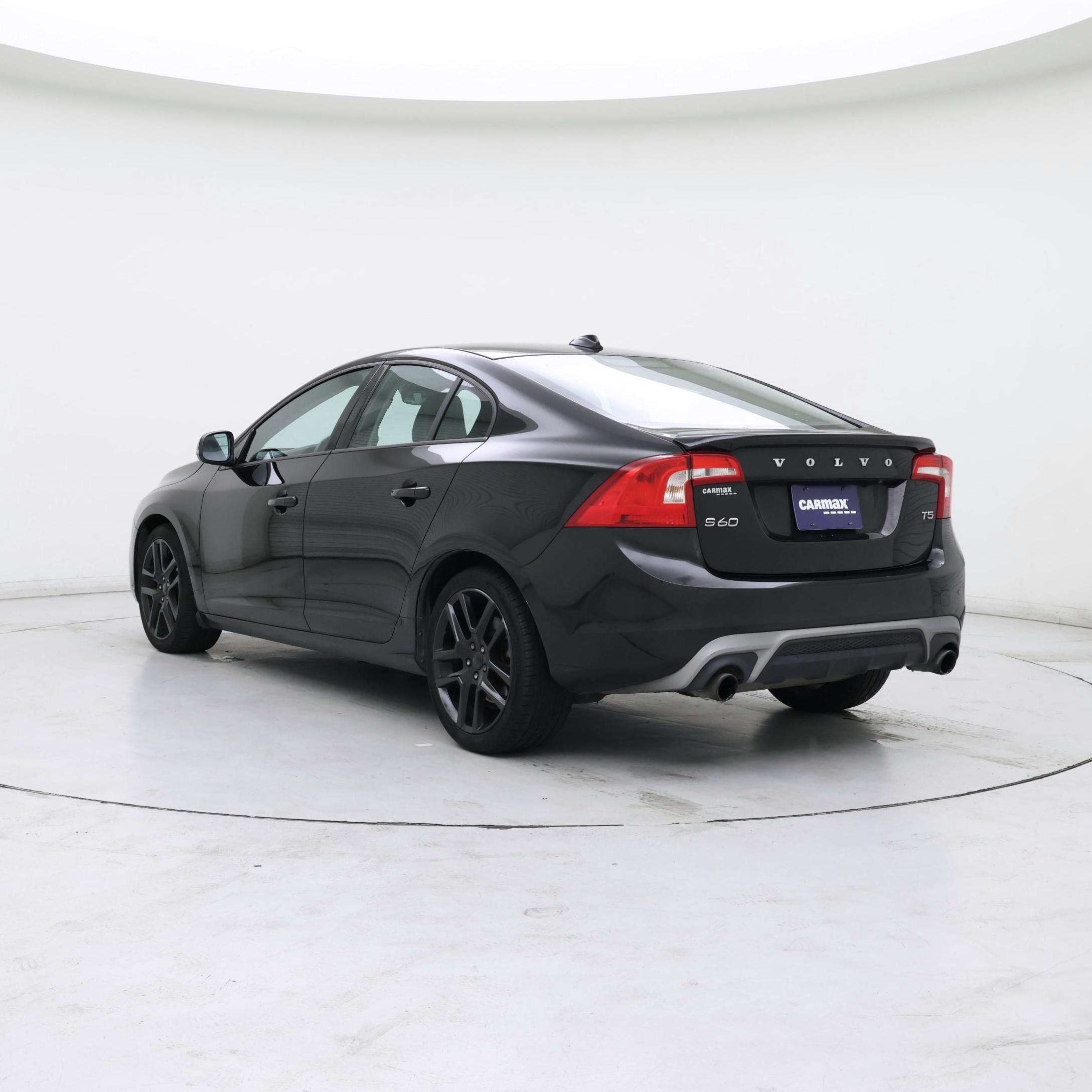 Thumbnail: 2017 Volvo S60 - 2