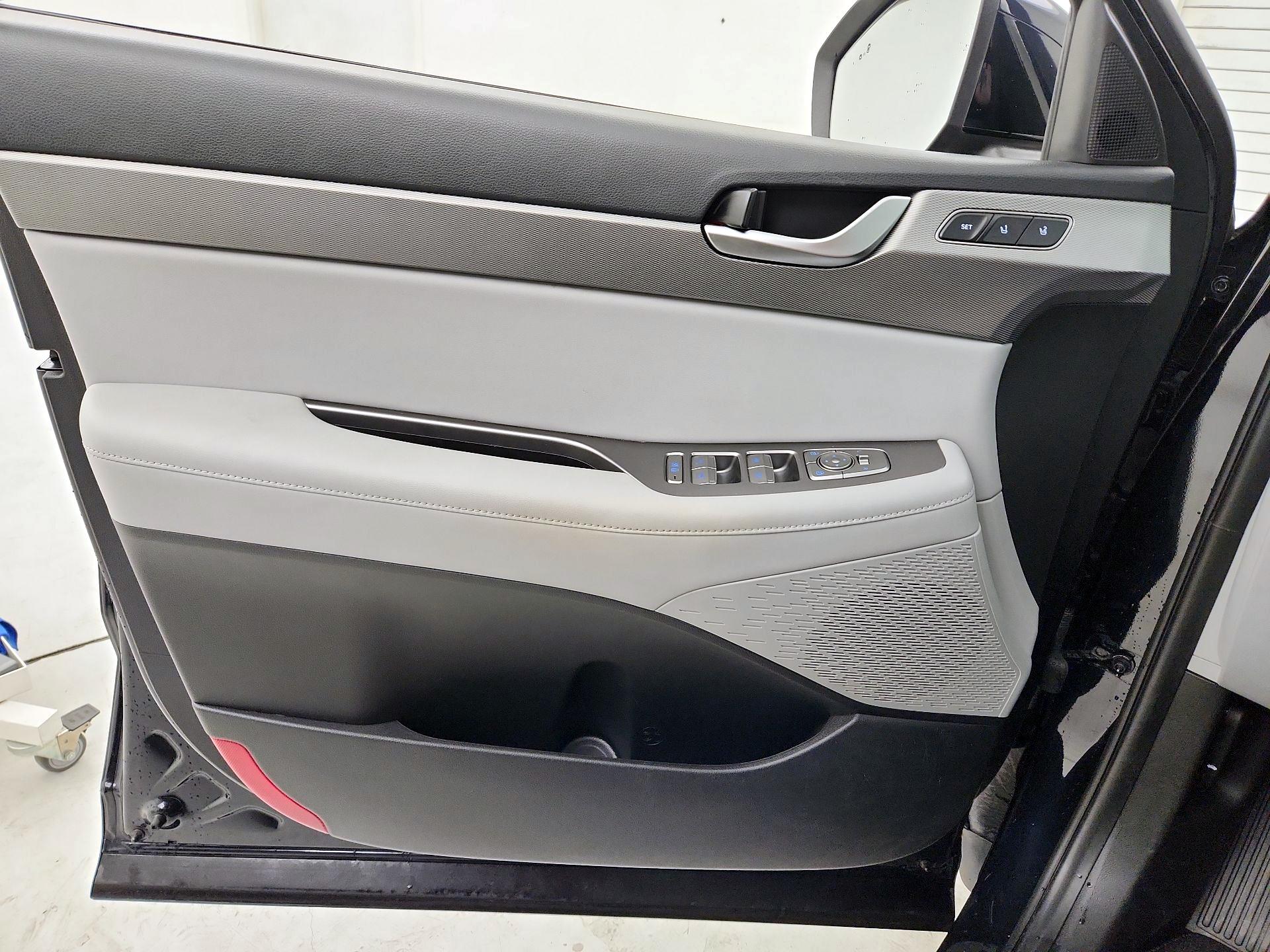 Thumbnail: 2022 Hyundai Palisade - 12