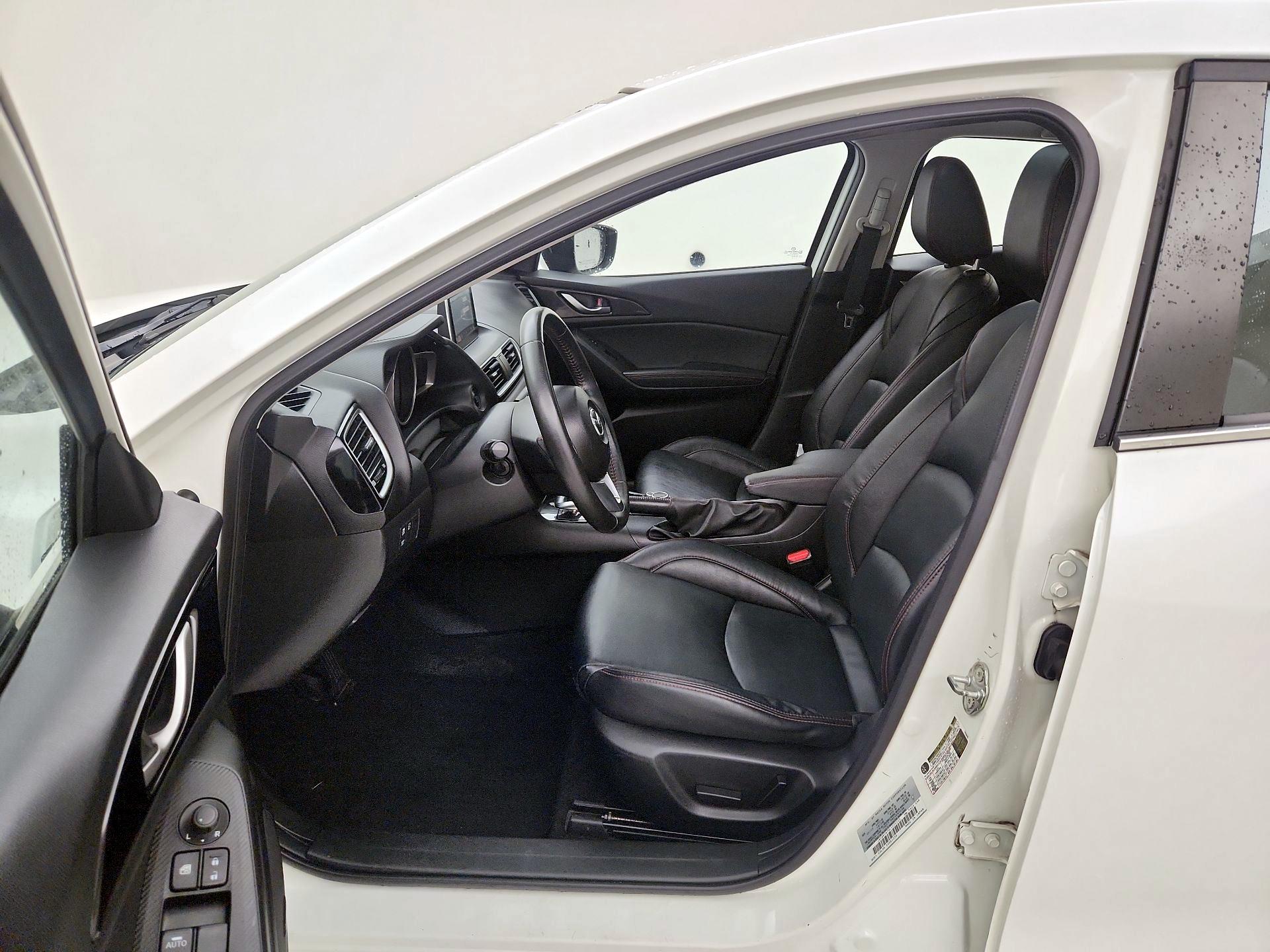 Thumbnail: 2015 Mazda Mazda3 - 11