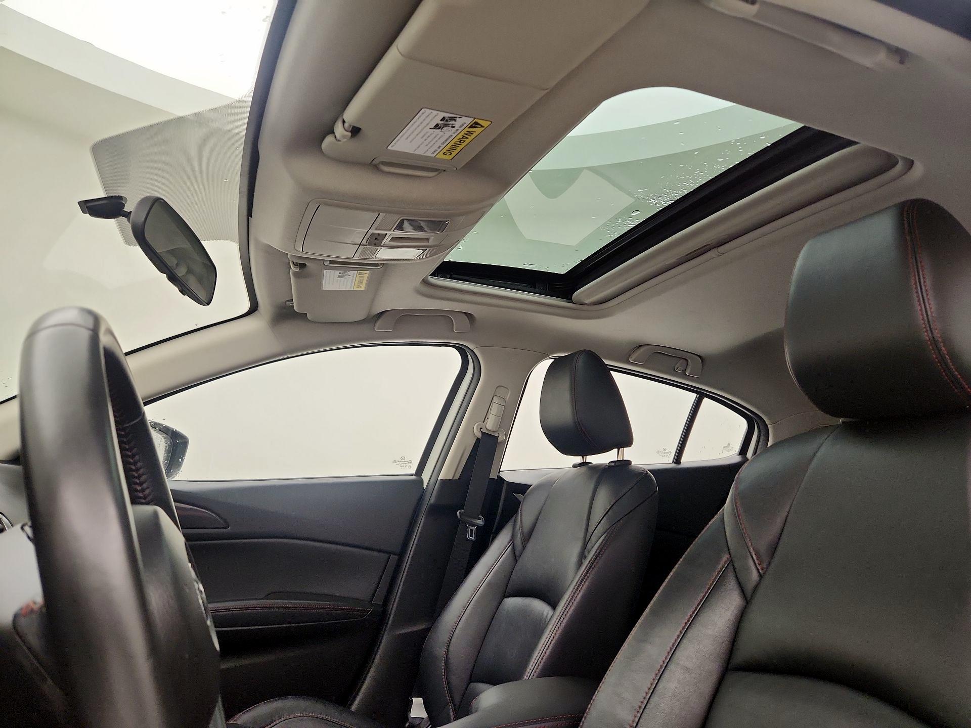 Thumbnail: 2015 Mazda Mazda3 - 20