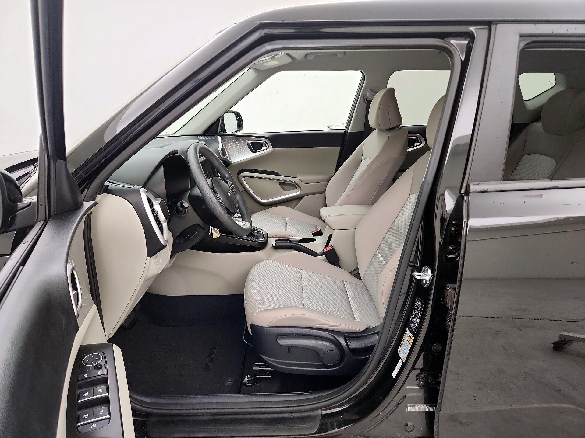 Thumbnail: 2023 Kia Soul - 11