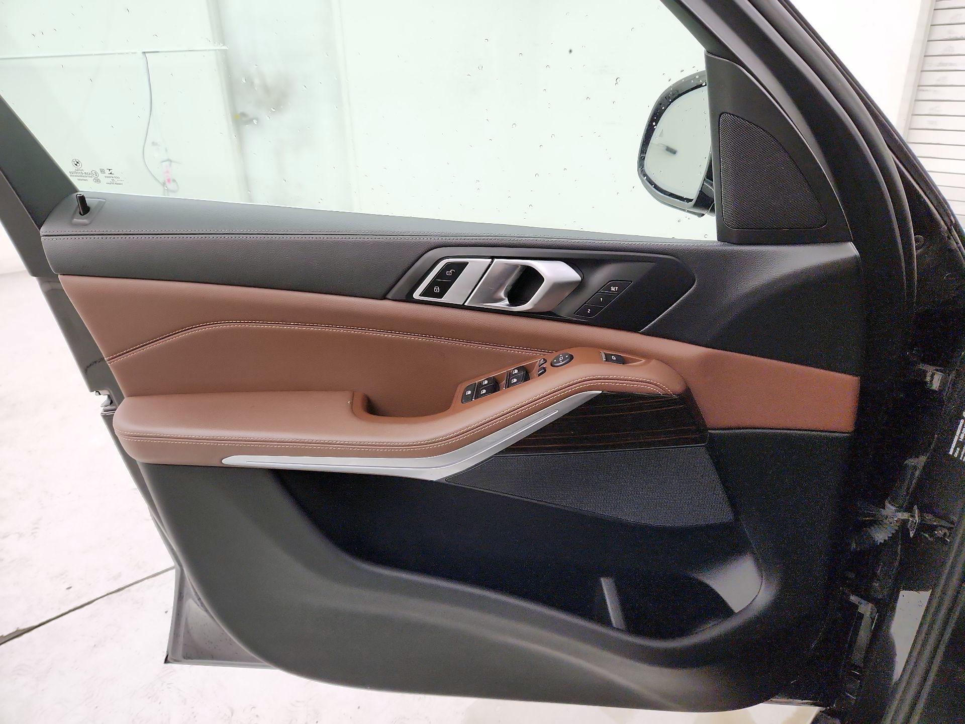 Thumbnail: 2020 BMW X5 - 12