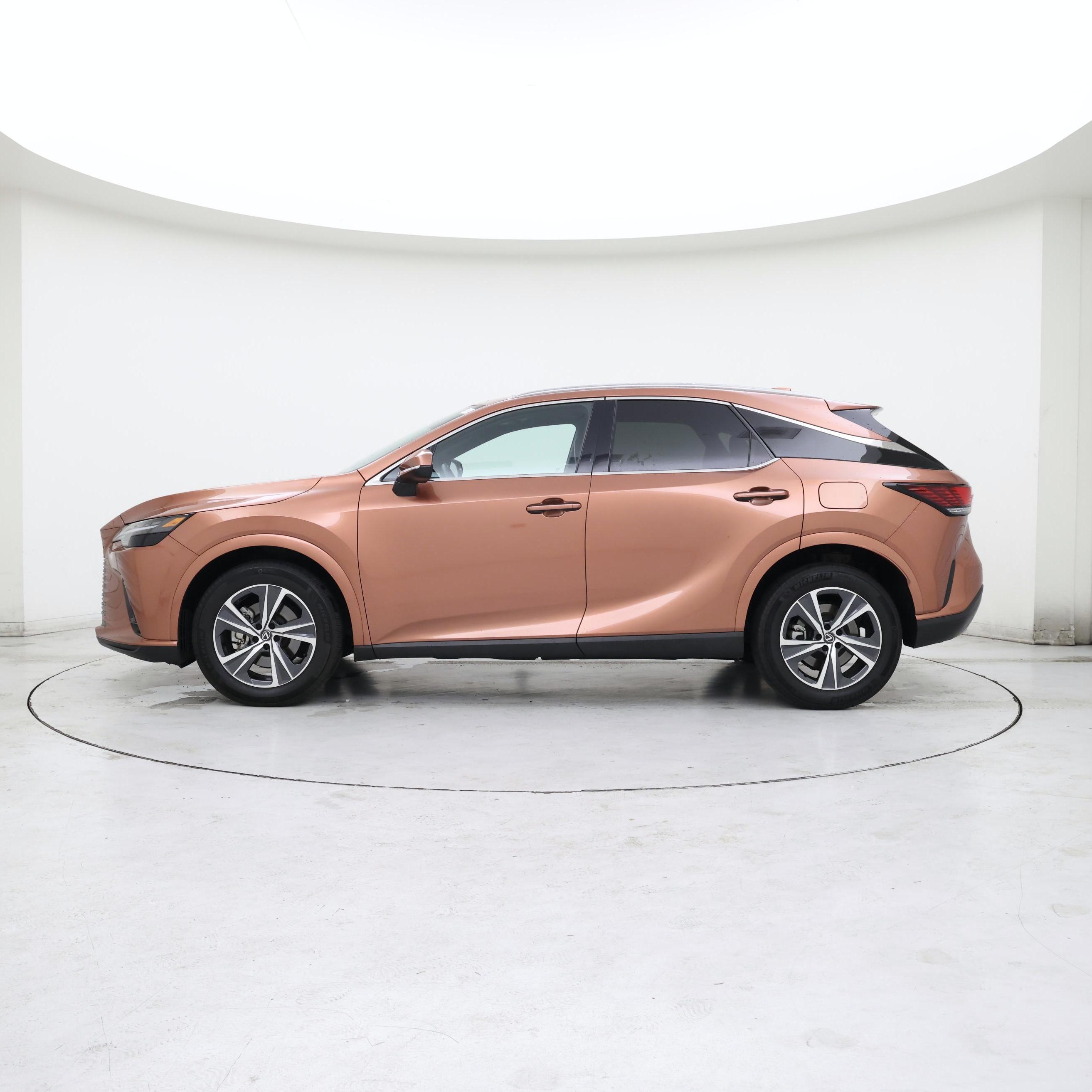 Thumbnail: 2023 Lexus RX - 3