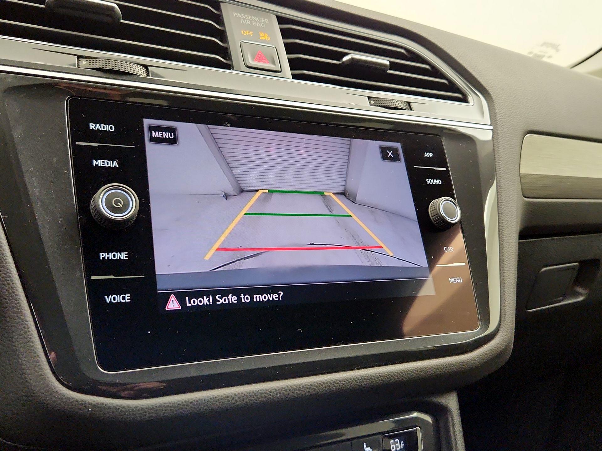 Thumbnail: 2018 Volkswagen Tiguan - 14