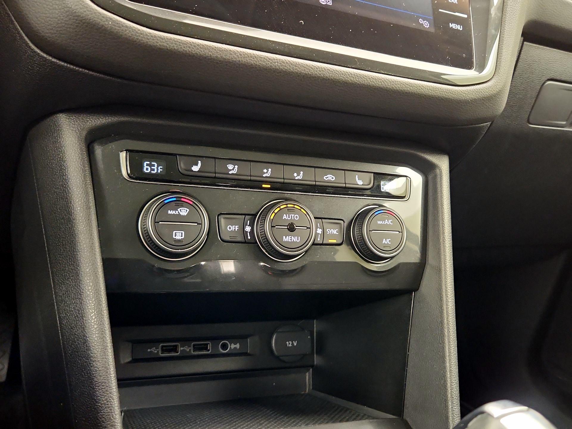 Thumbnail: 2018 Volkswagen Tiguan - 16