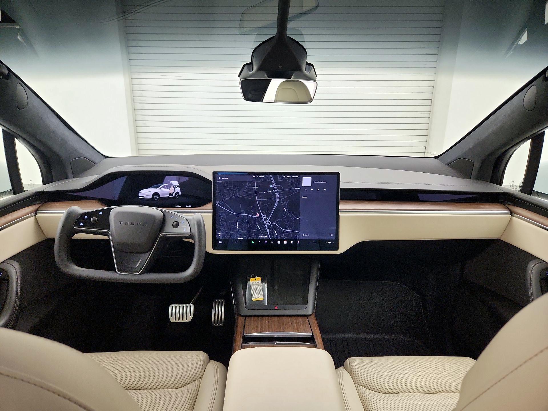 Thumbnail: 2022 Tesla Model X - 9