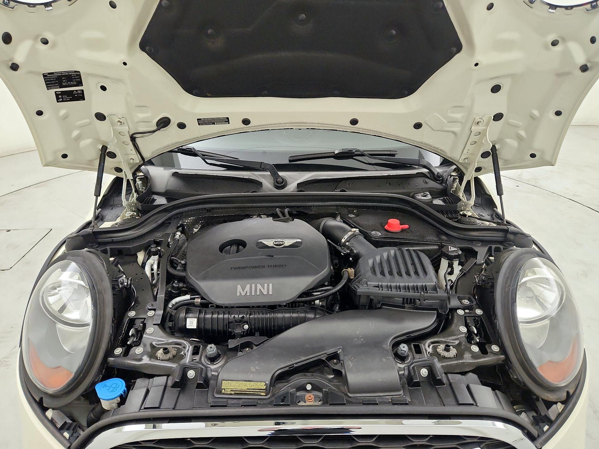 Thumbnail: 2015 MINI Cooper Hardtop - 20