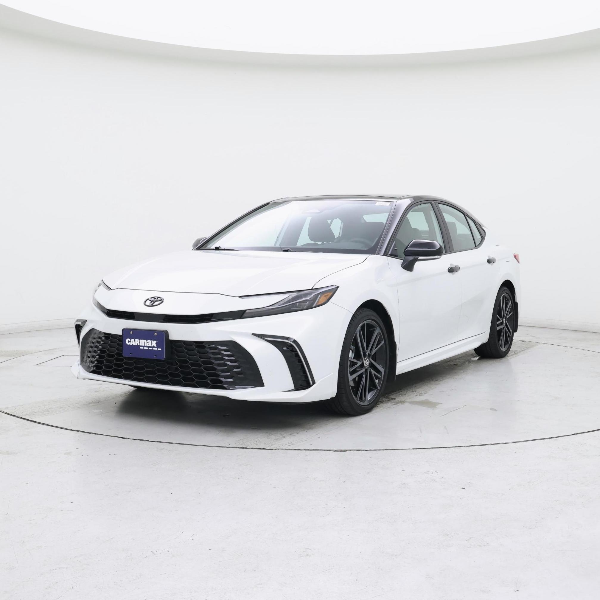 Thumbnail: 2025 Toyota Camry - 4