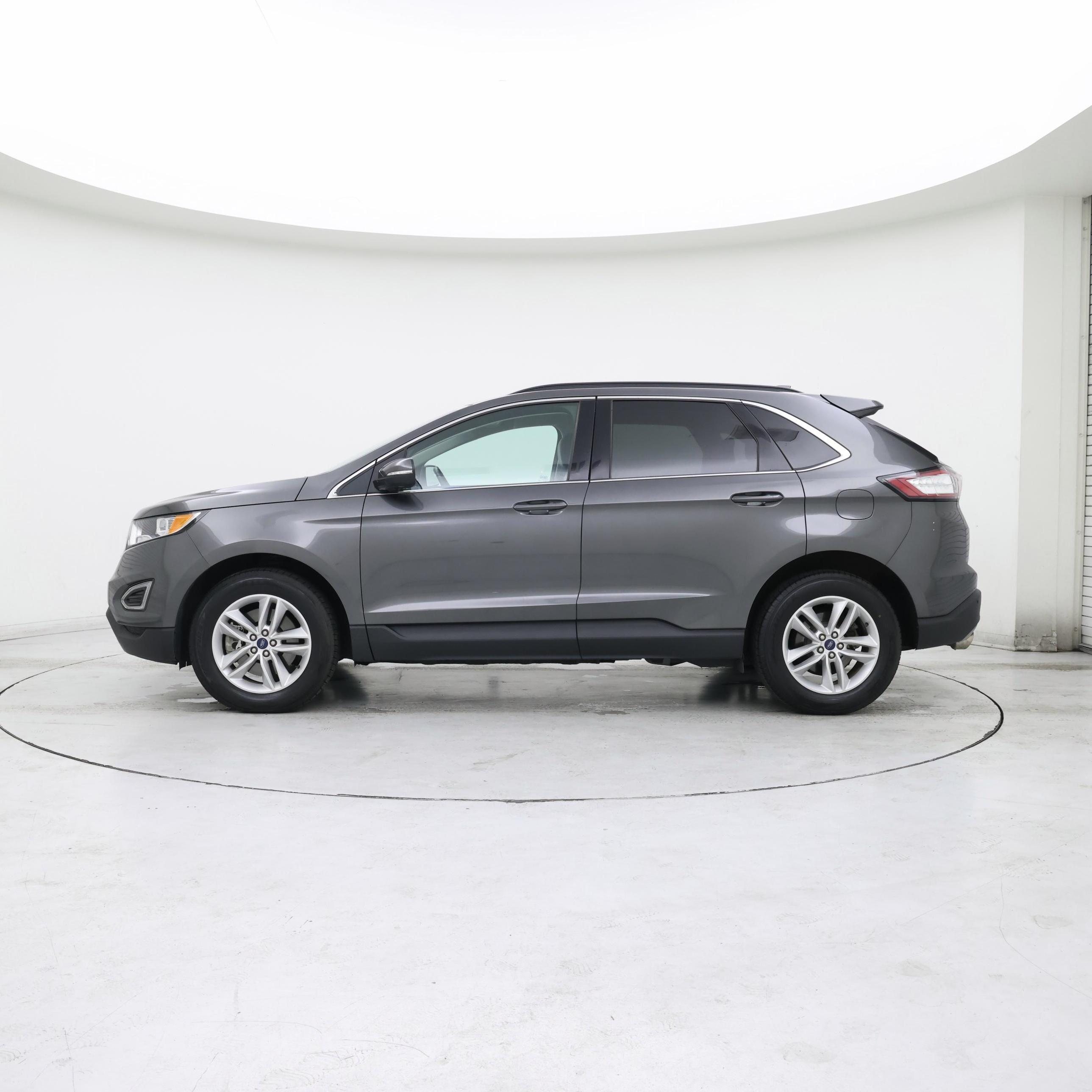 Thumbnail: 2018 Ford Edge - 3