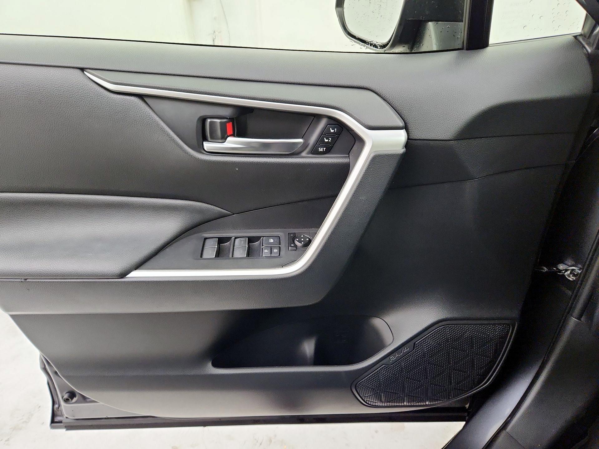 Thumbnail: 2024 Toyota RAV4 - 12