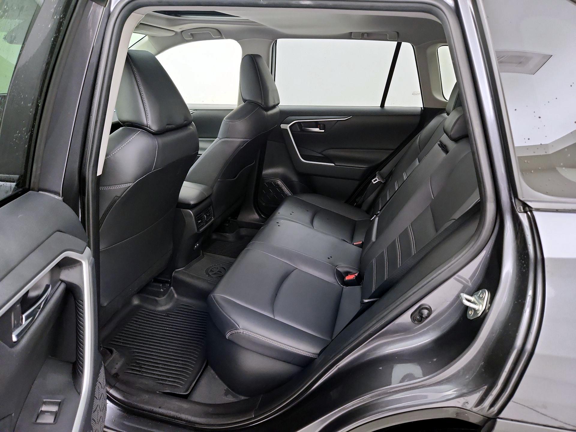 Thumbnail: 2024 Toyota RAV4 - 20