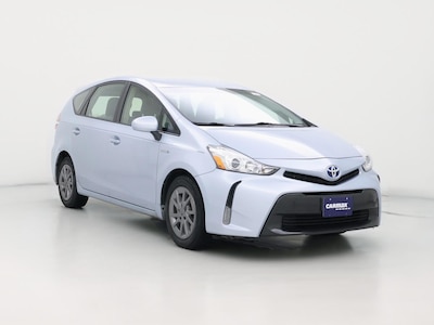 2016 Toyota Prius v Five