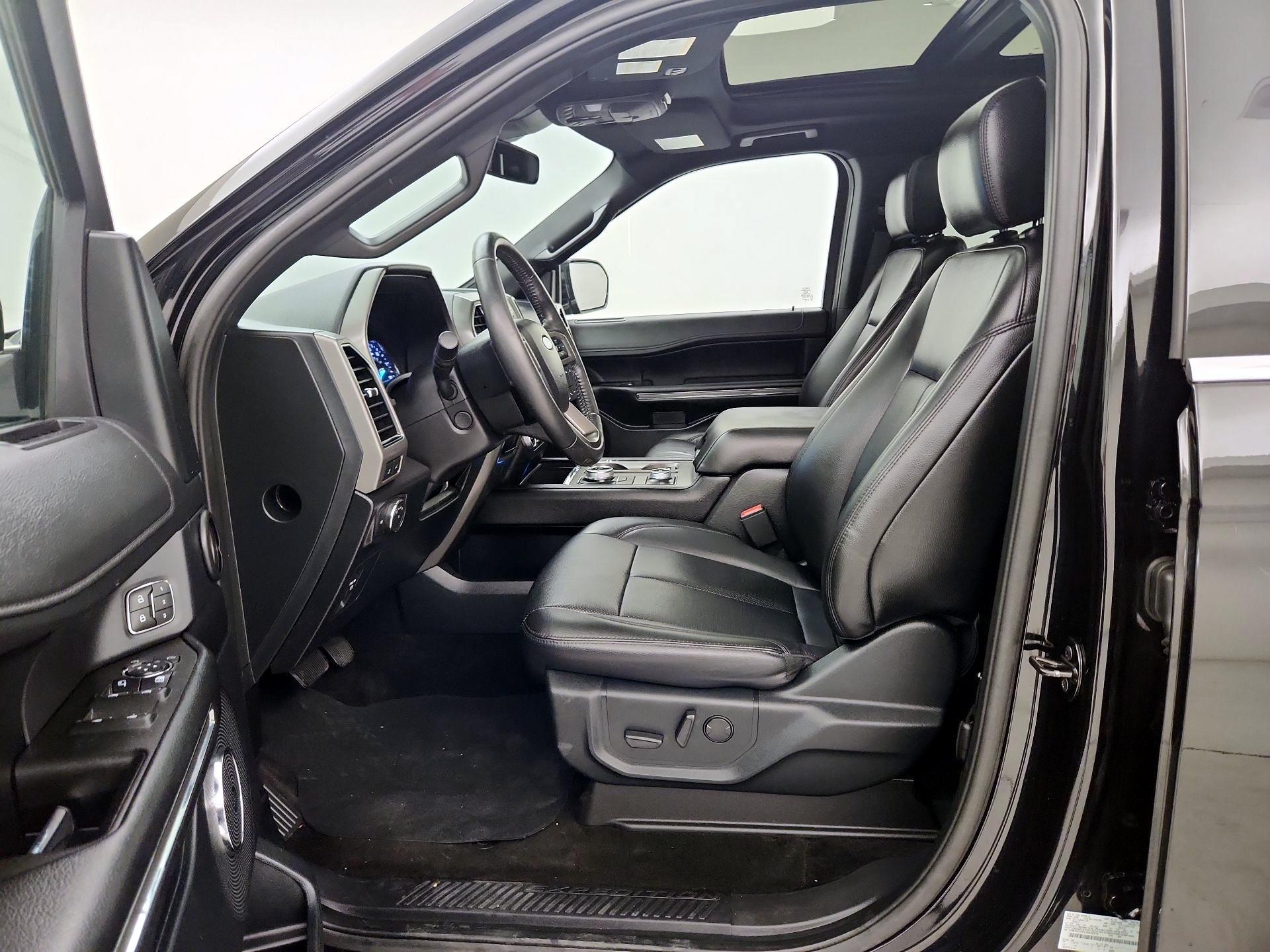 Thumbnail: 2020 Ford Expedition - 11