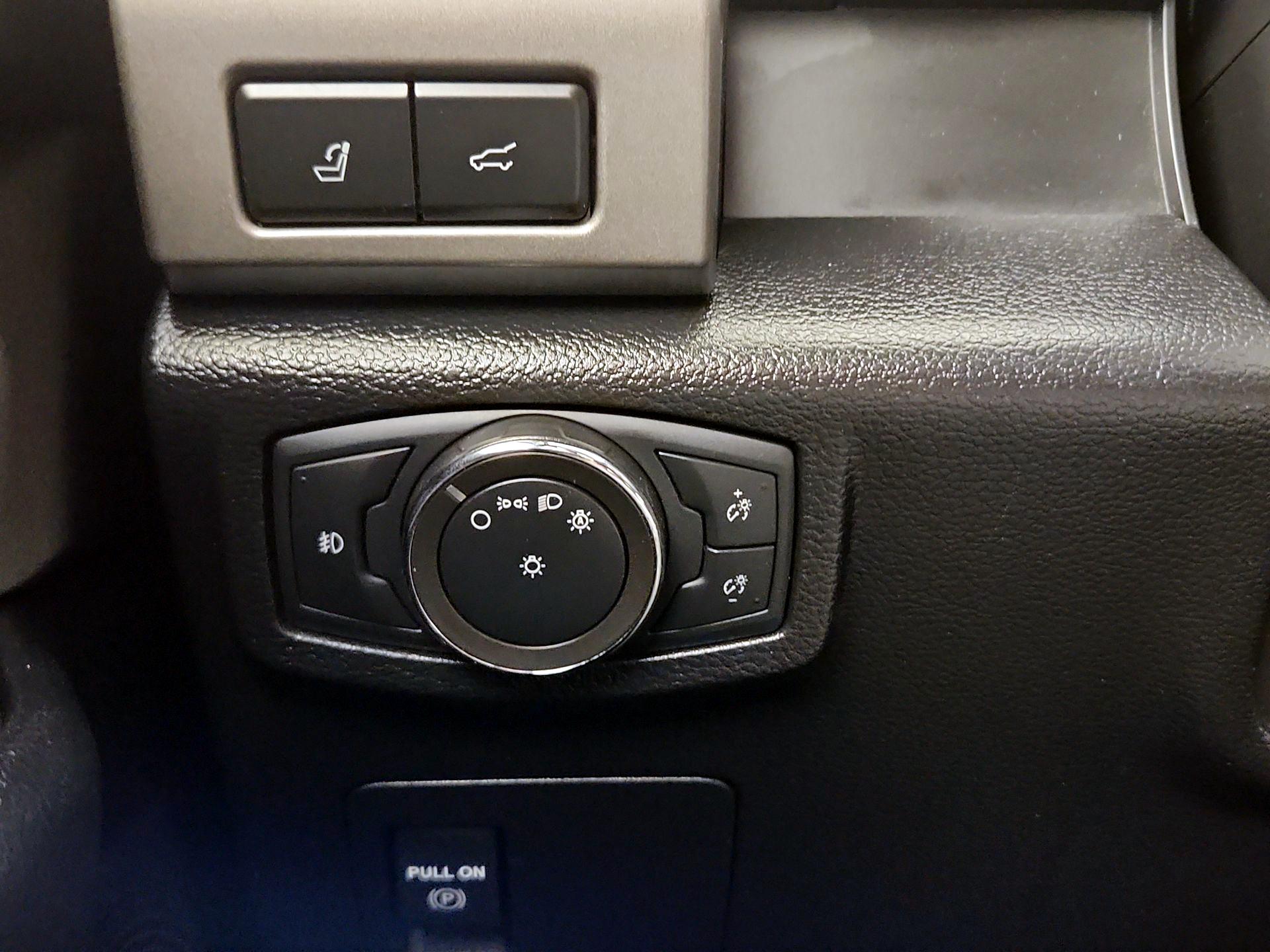 Thumbnail: 2020 Ford Expedition - 13