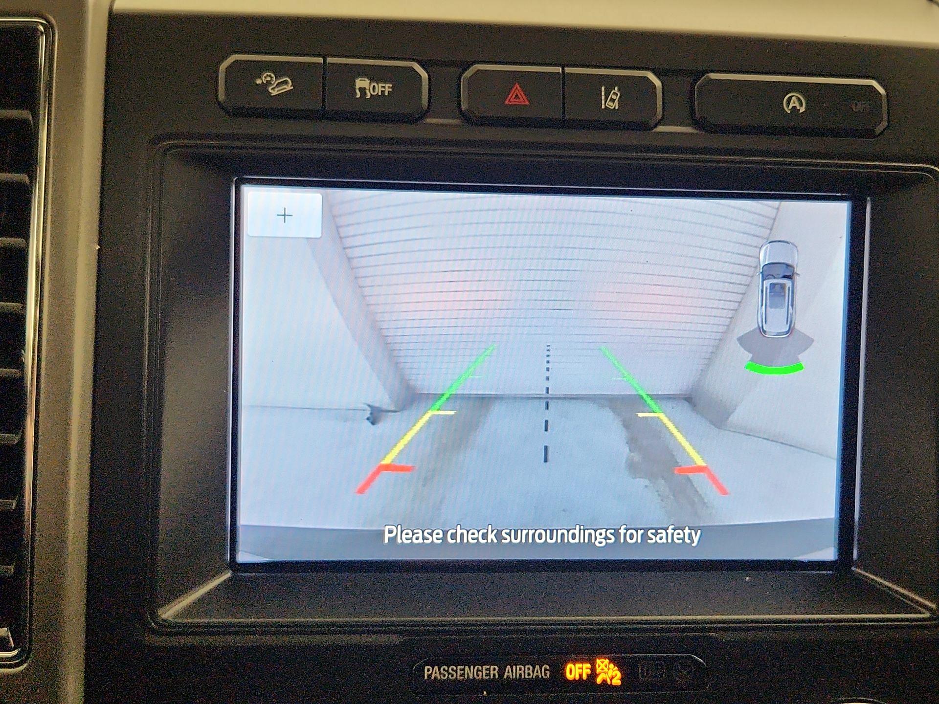 Thumbnail: 2020 Ford Expedition - 15