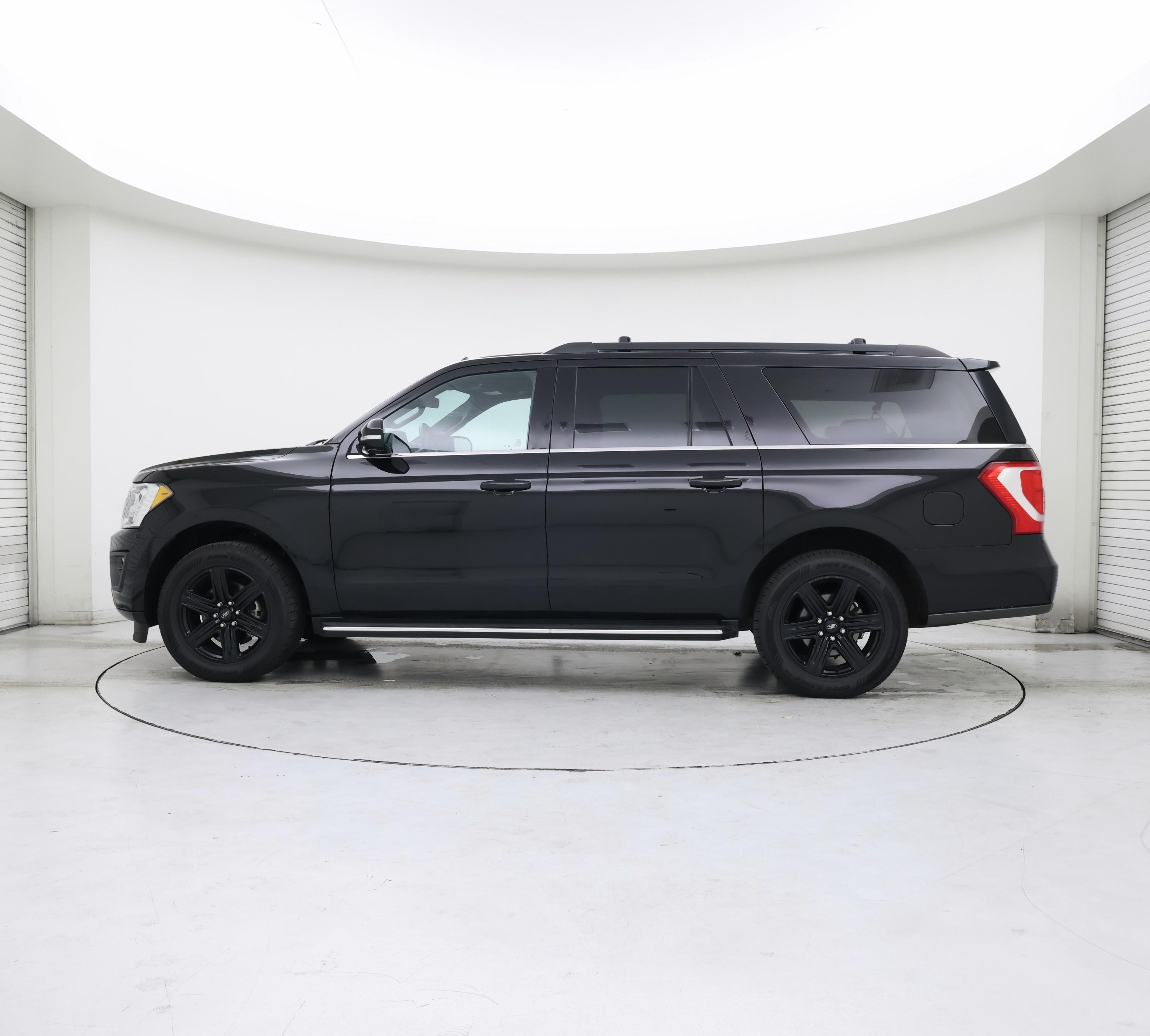 Thumbnail: 2020 Ford Expedition - 3