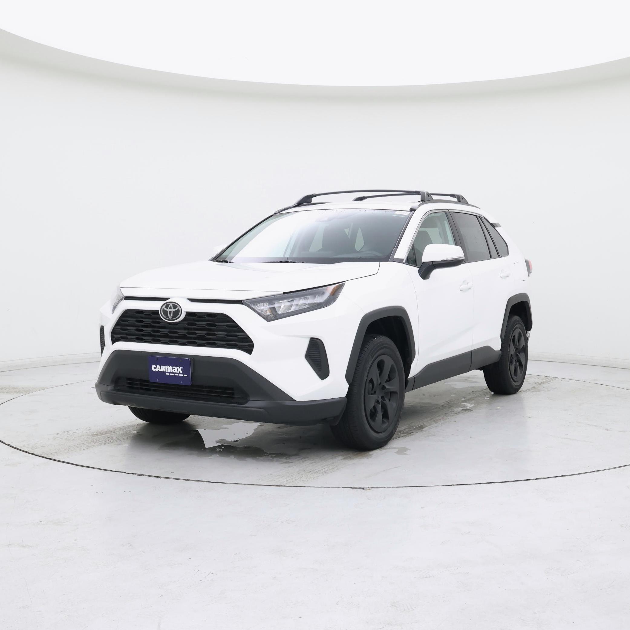 Thumbnail: 2021 Toyota RAV4 - 4