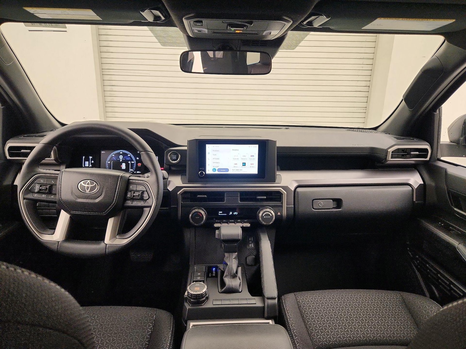 2026 Toyota 4Runner SR5 - Photo 10