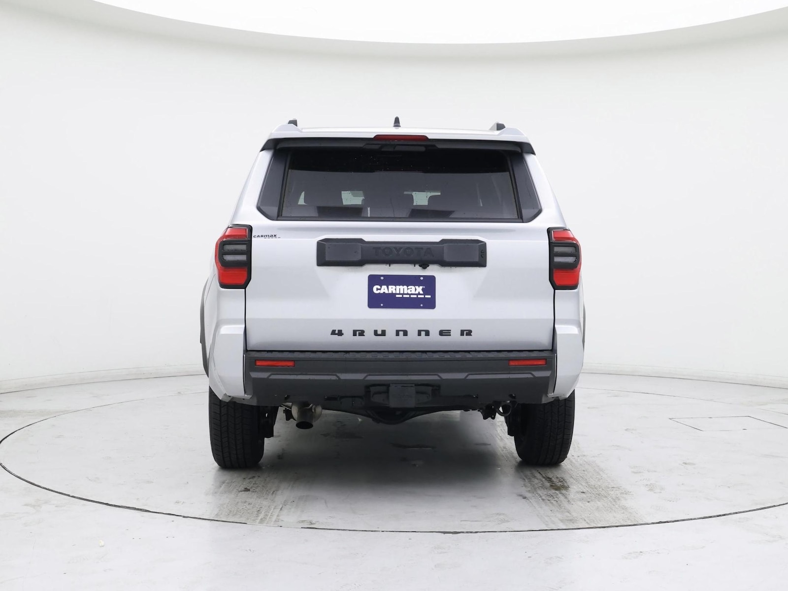 2026 Toyota 4Runner SR5 - Photo 7