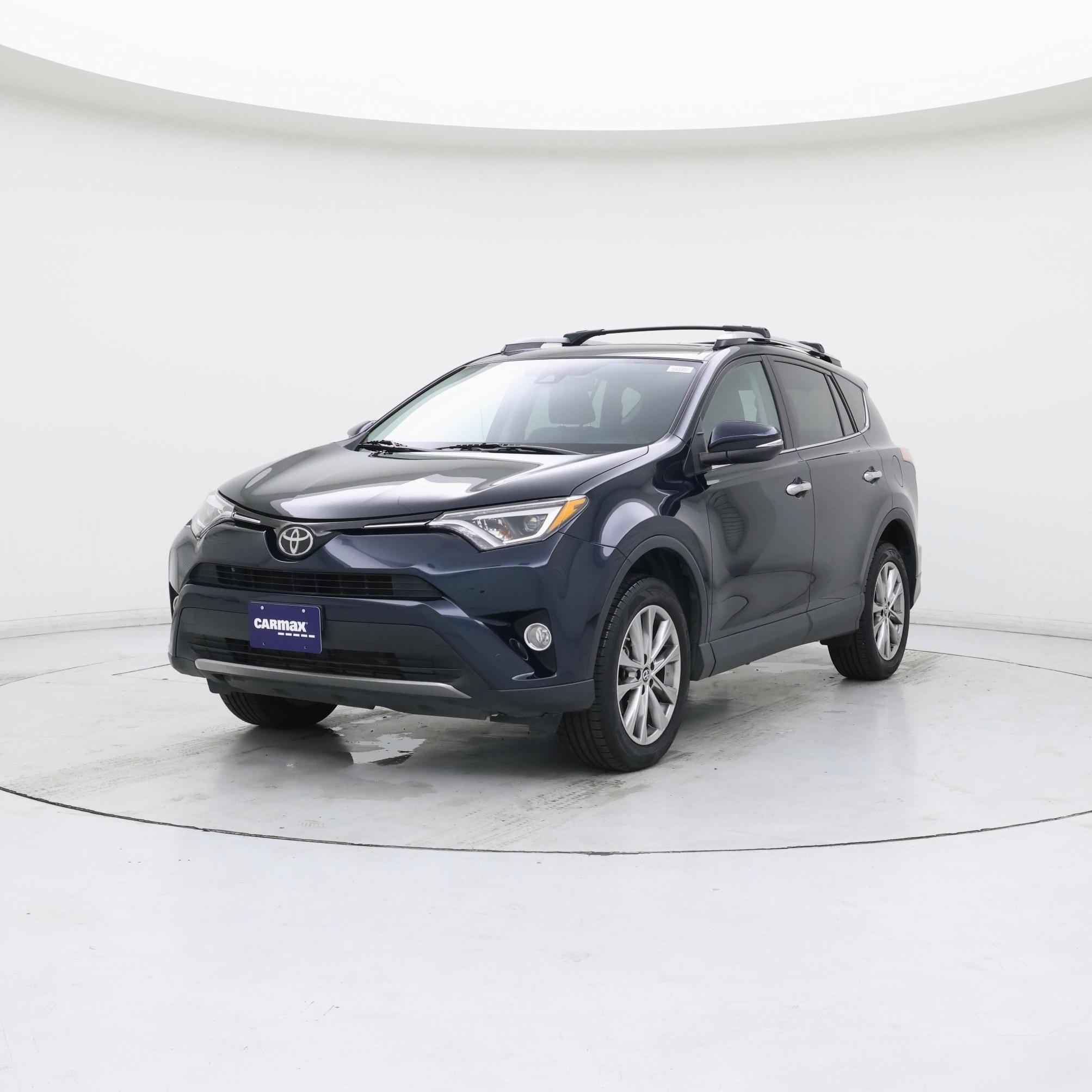 Thumbnail: 2017 Toyota RAV4 - 4