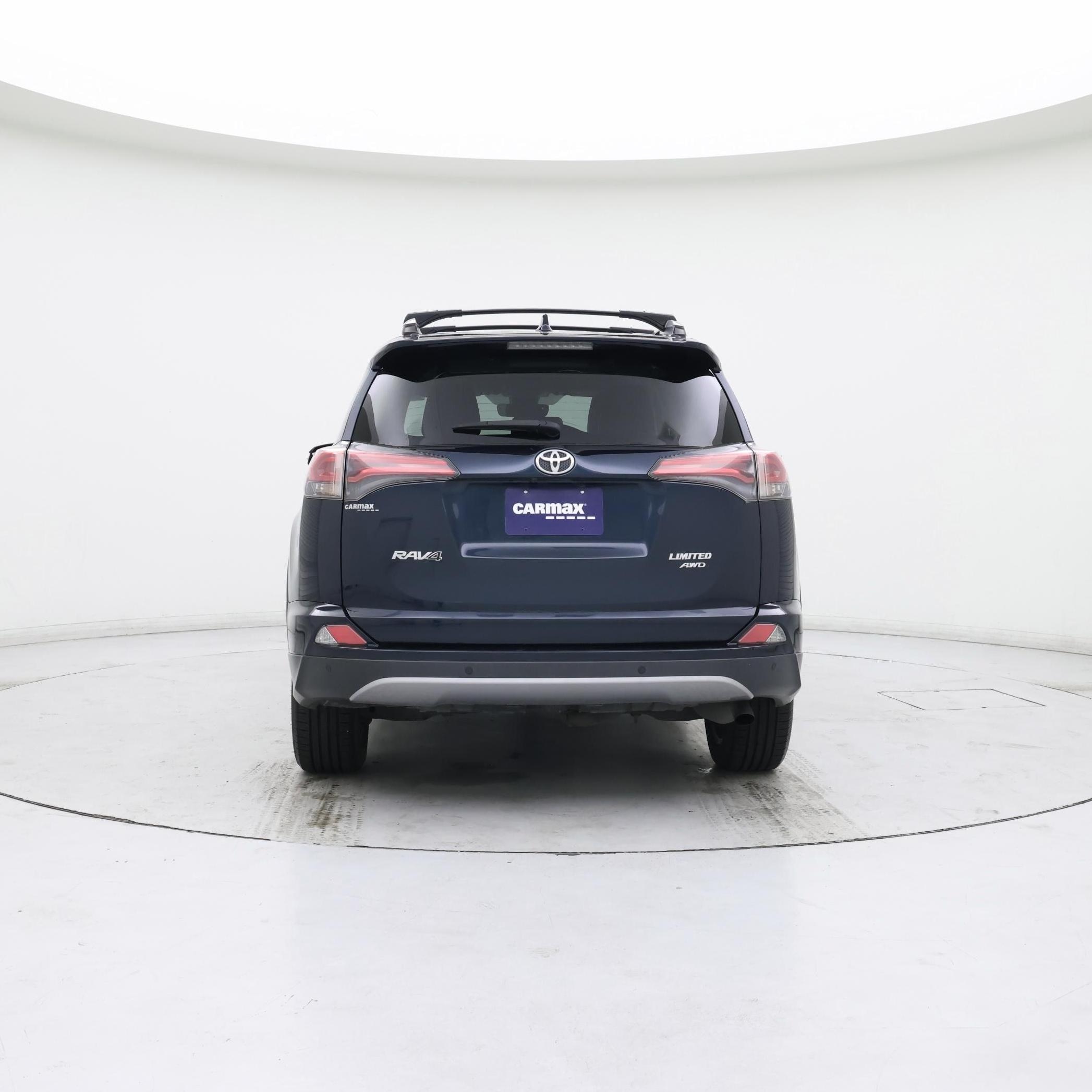 Thumbnail: 2017 Toyota RAV4 - 6
