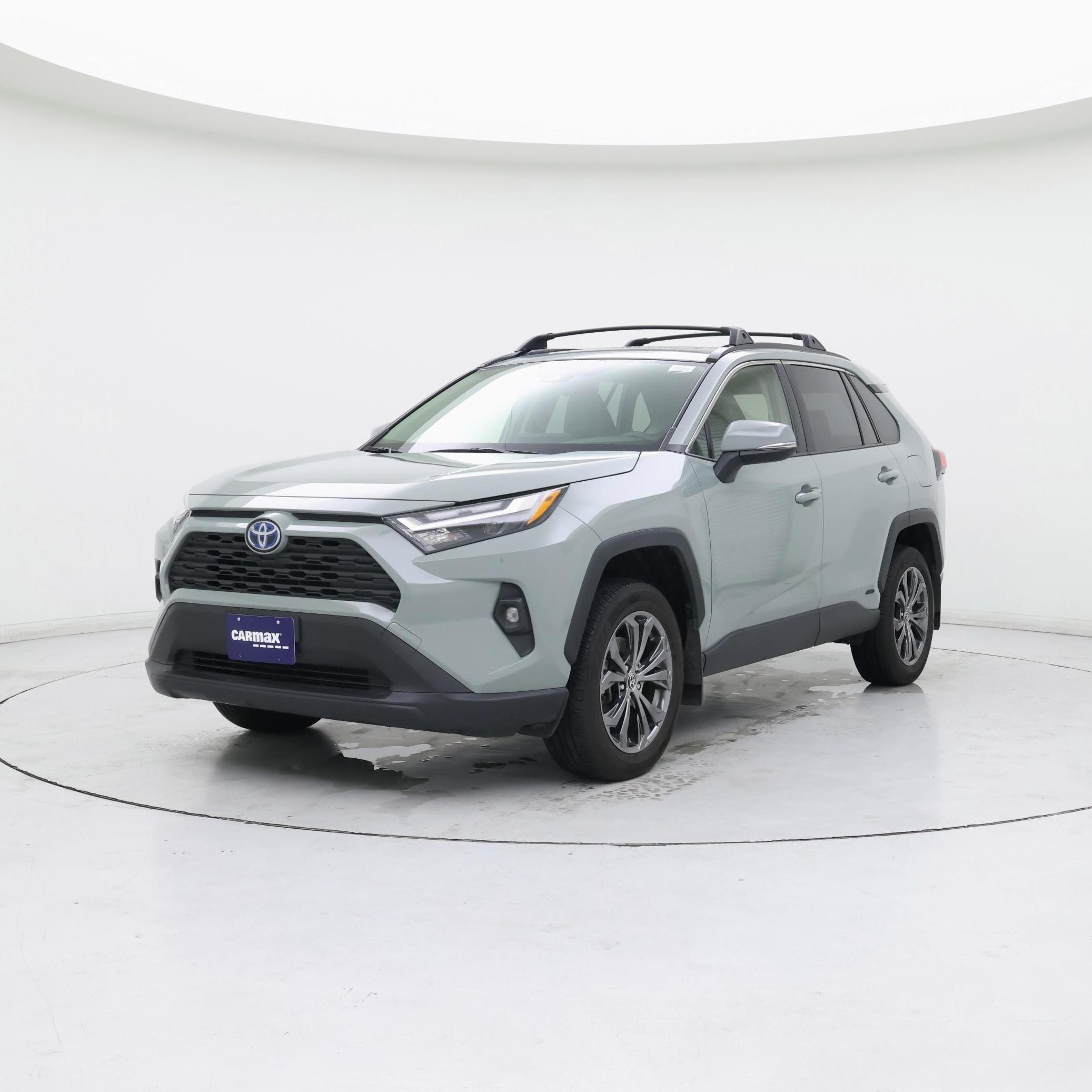 Thumbnail: 2022 Toyota RAV4 - 4