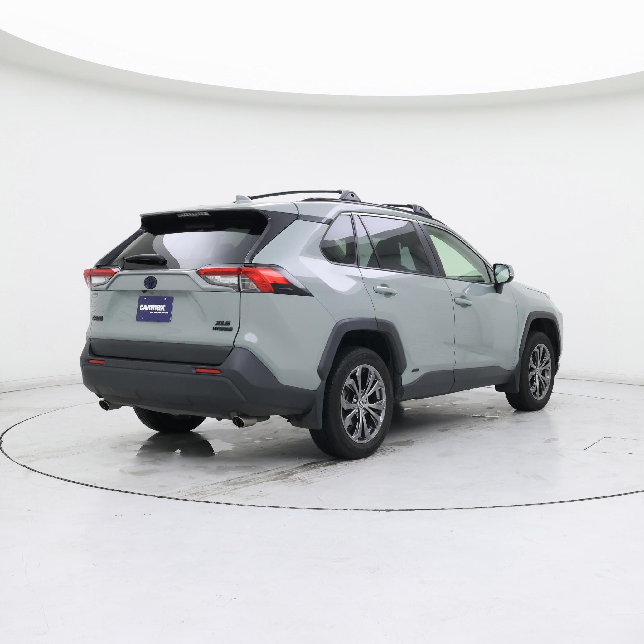 Thumbnail: 2022 Toyota RAV4 - 8
