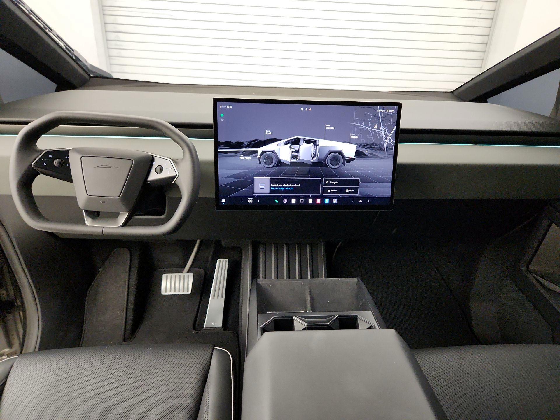 Thumbnail: 2025 Tesla Cybertruck - 9
