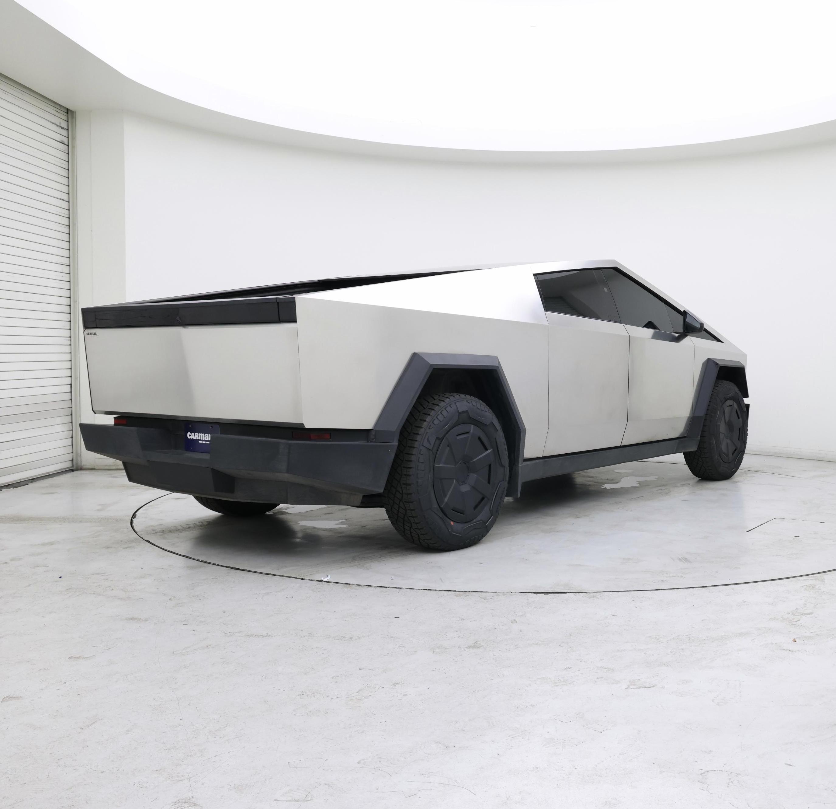 Thumbnail: 2025 Tesla Cybertruck - 8