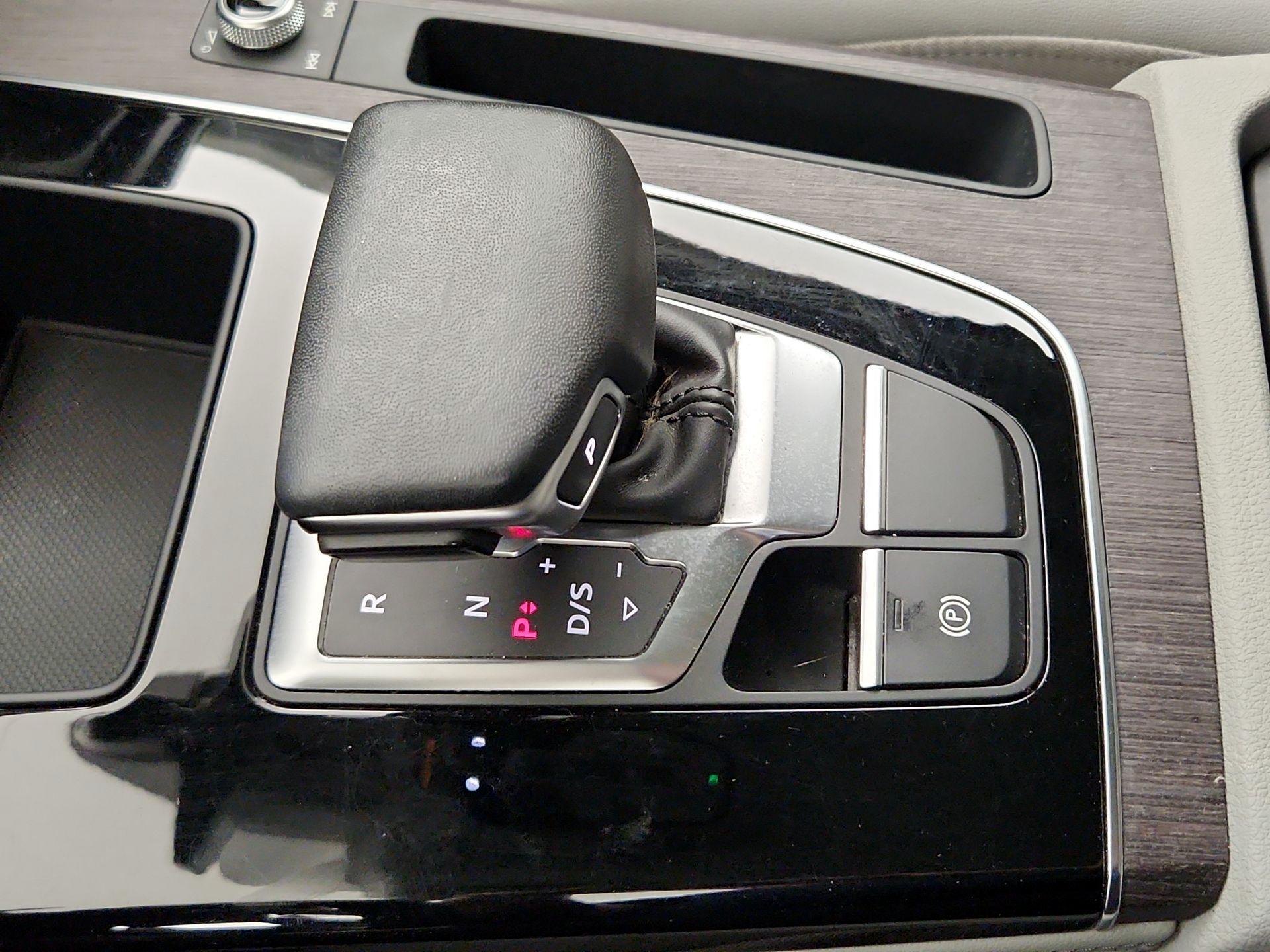 Thumbnail: 2023 Audi Q5 - 18