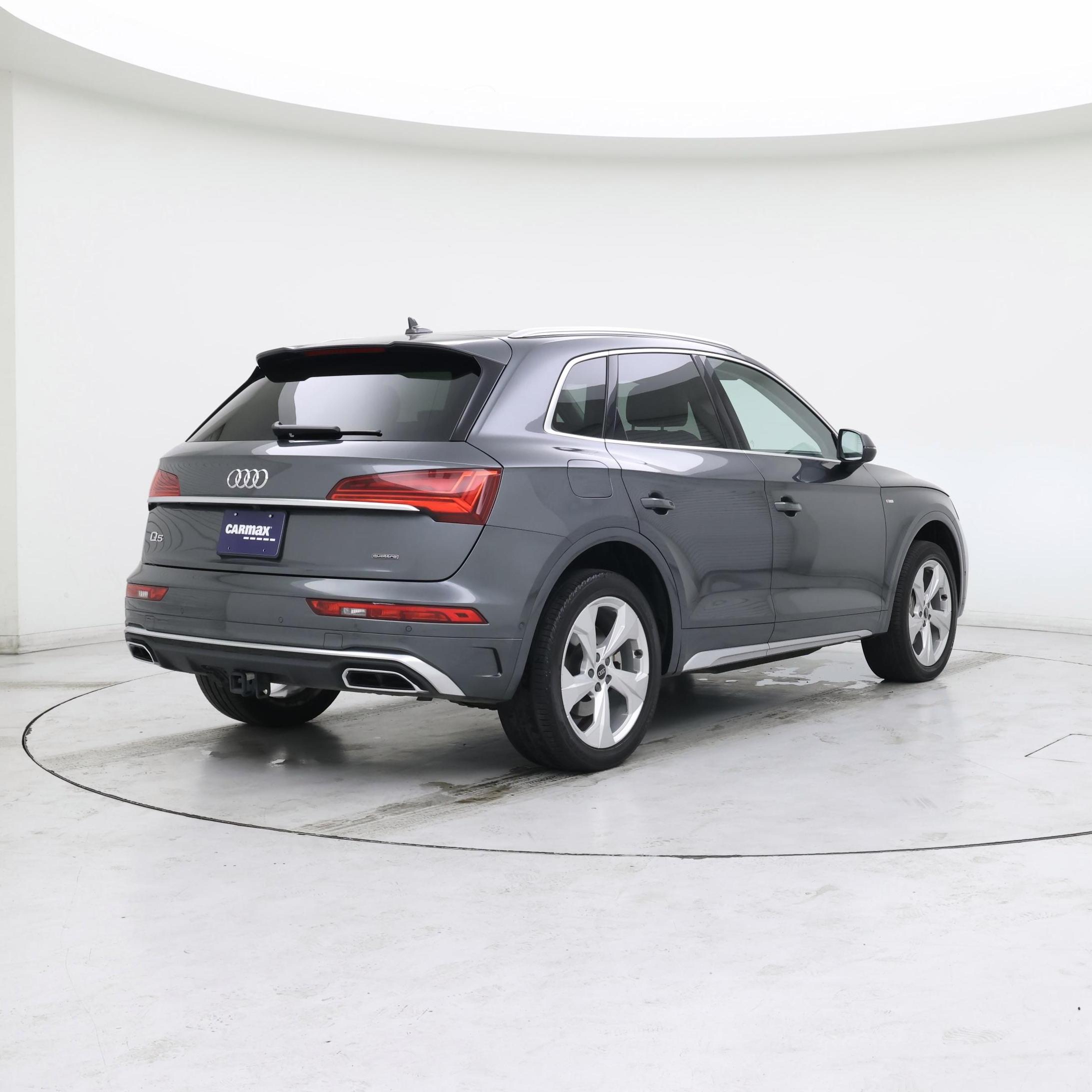 Thumbnail: 2023 Audi Q5 - 8