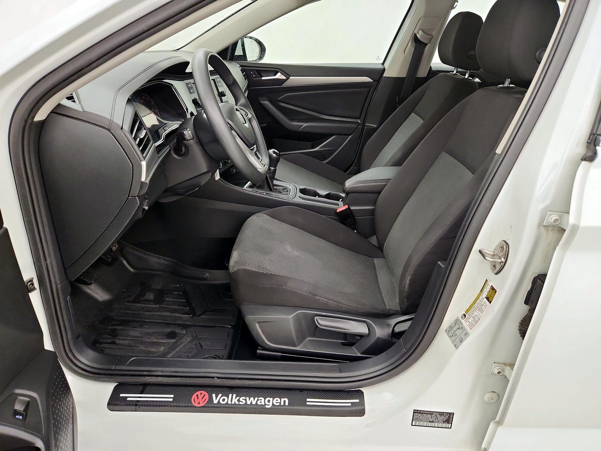 Thumbnail: 2019 Volkswagen Jetta - 11