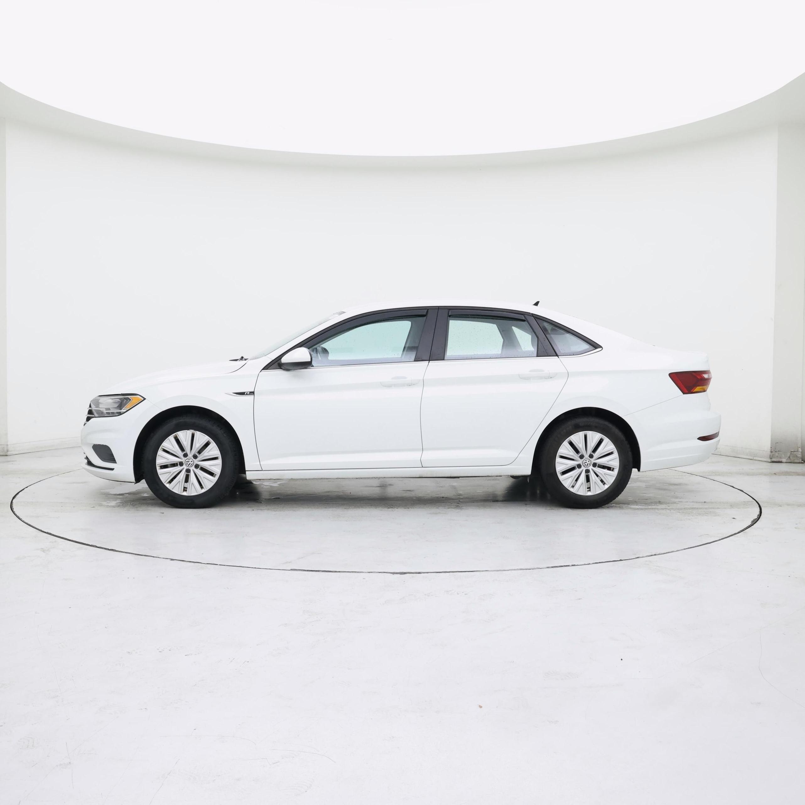 Thumbnail: 2019 Volkswagen Jetta - 3