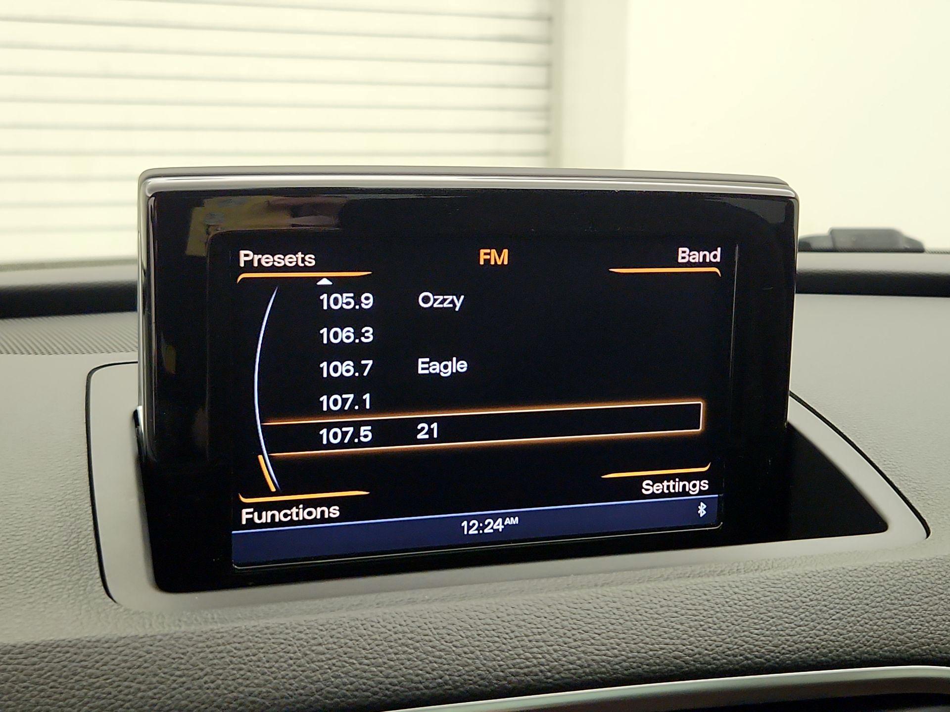 Thumbnail: 2015 Audi Q3 - 14