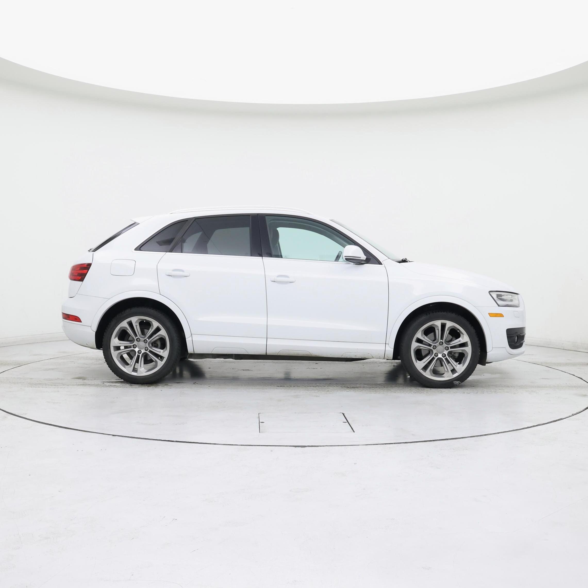 Thumbnail: 2015 Audi Q3 - 7