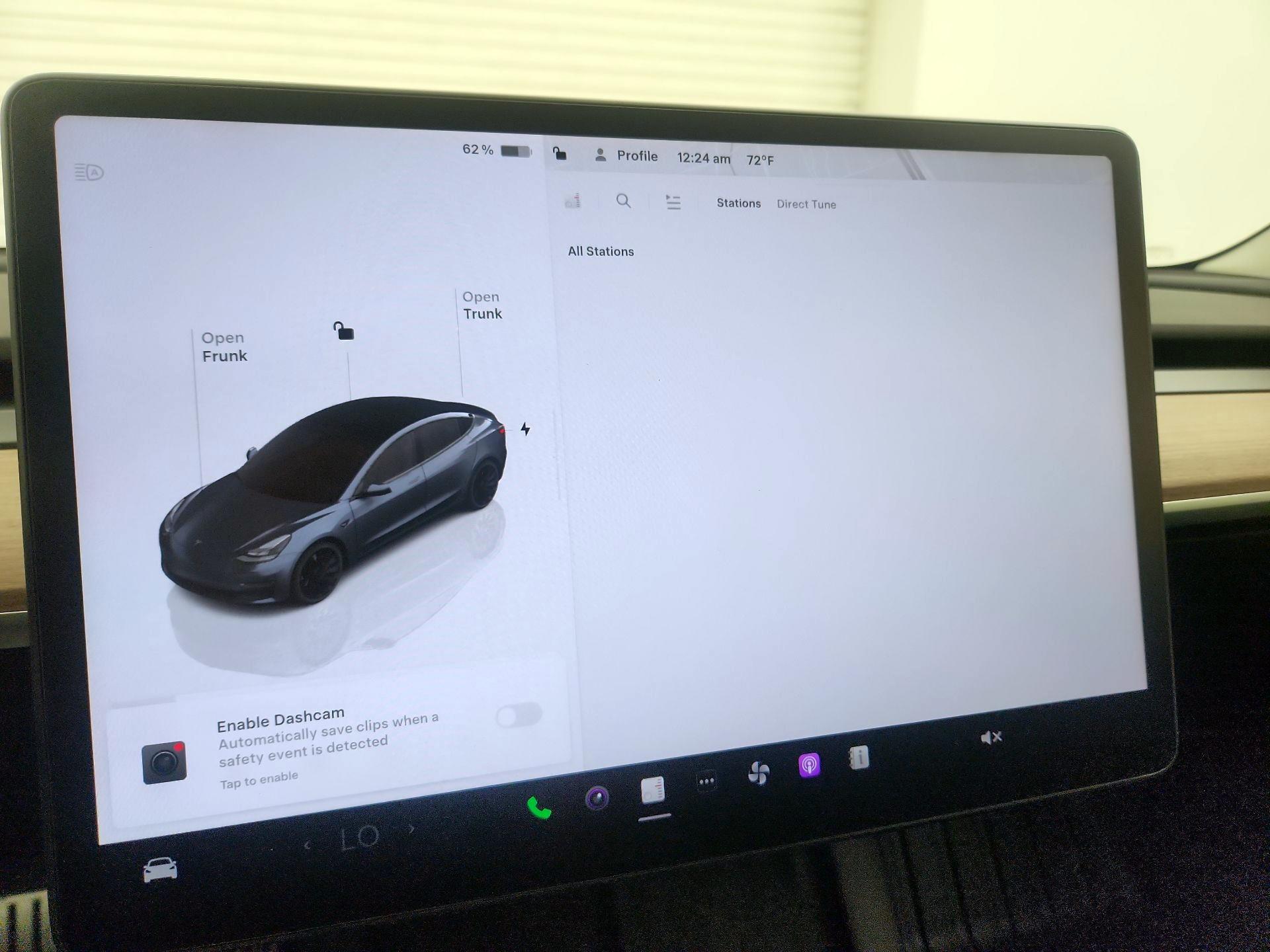 Thumbnail: 2023 Tesla Model 3 - 15
